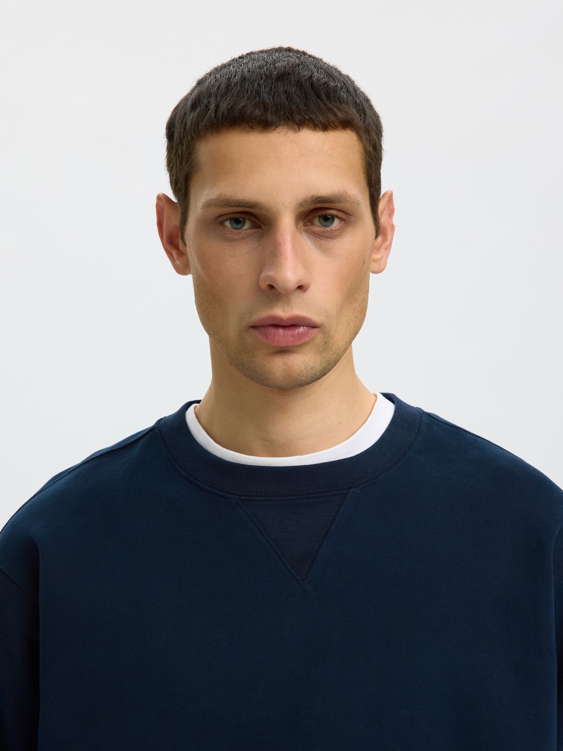 RELAXED FIT SWEATSHIRT
