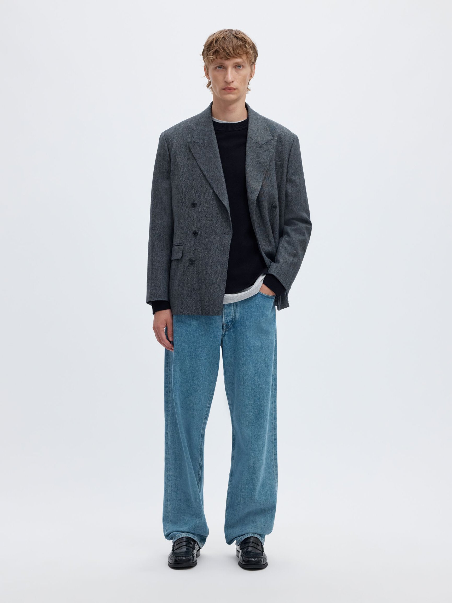RELAXED FIT PULLOVER
