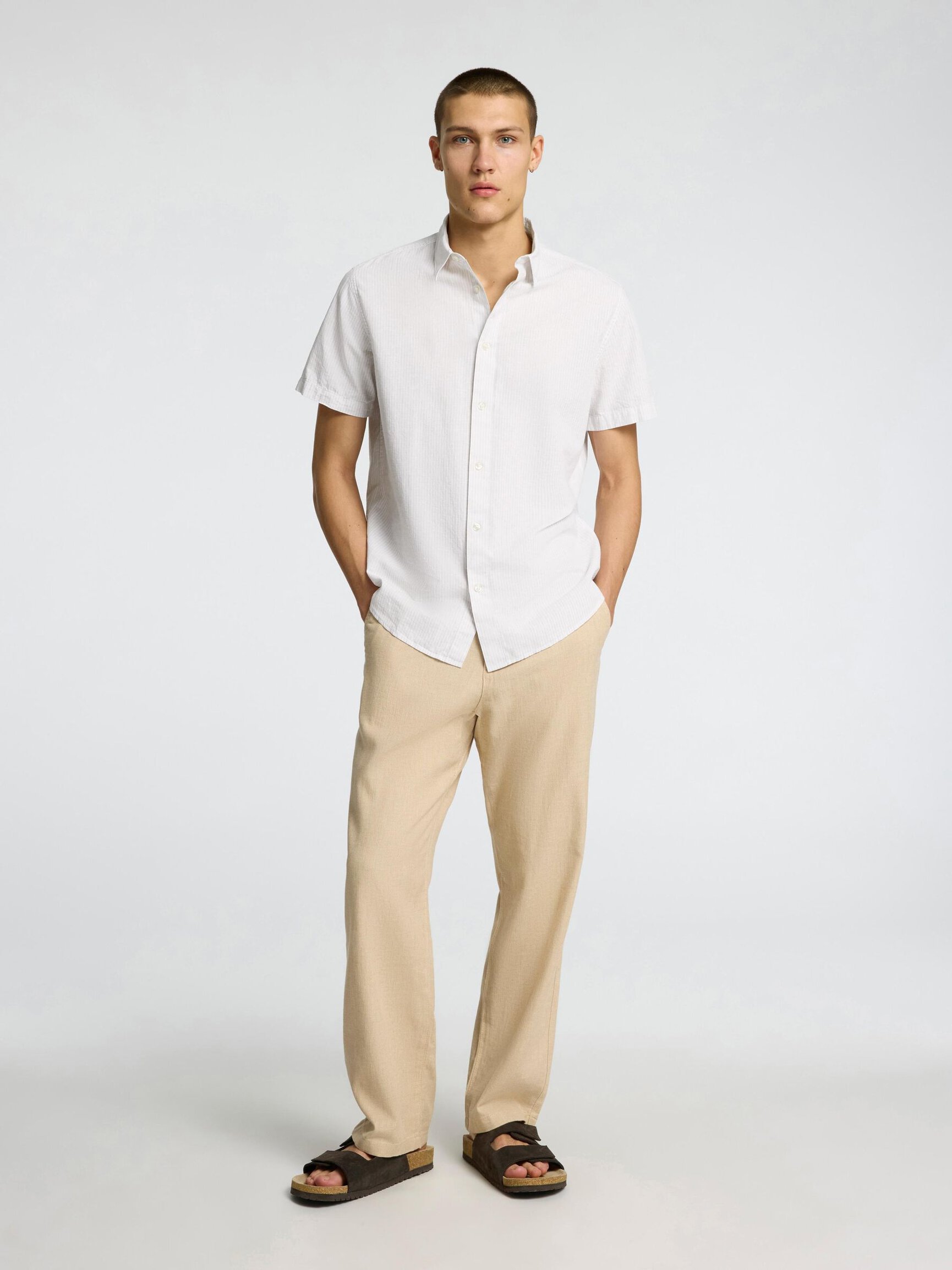 KOSZULA Z KRÓTKIM RĘKAWEM