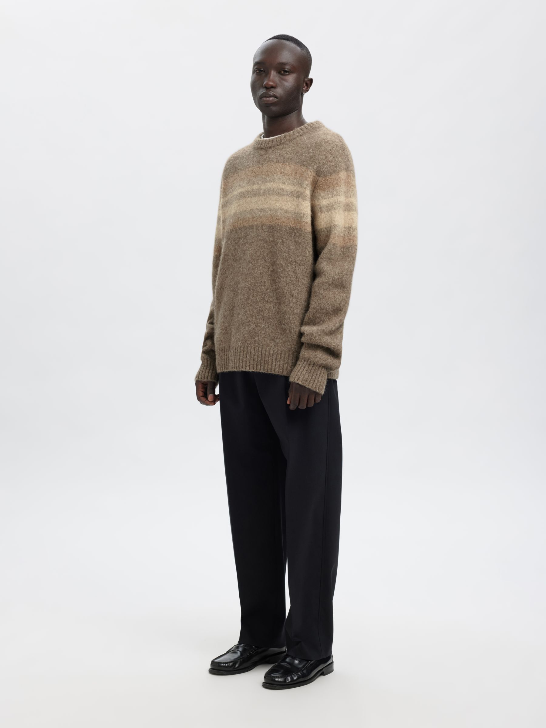 REGULAR FIT KNITTED PULLOVER