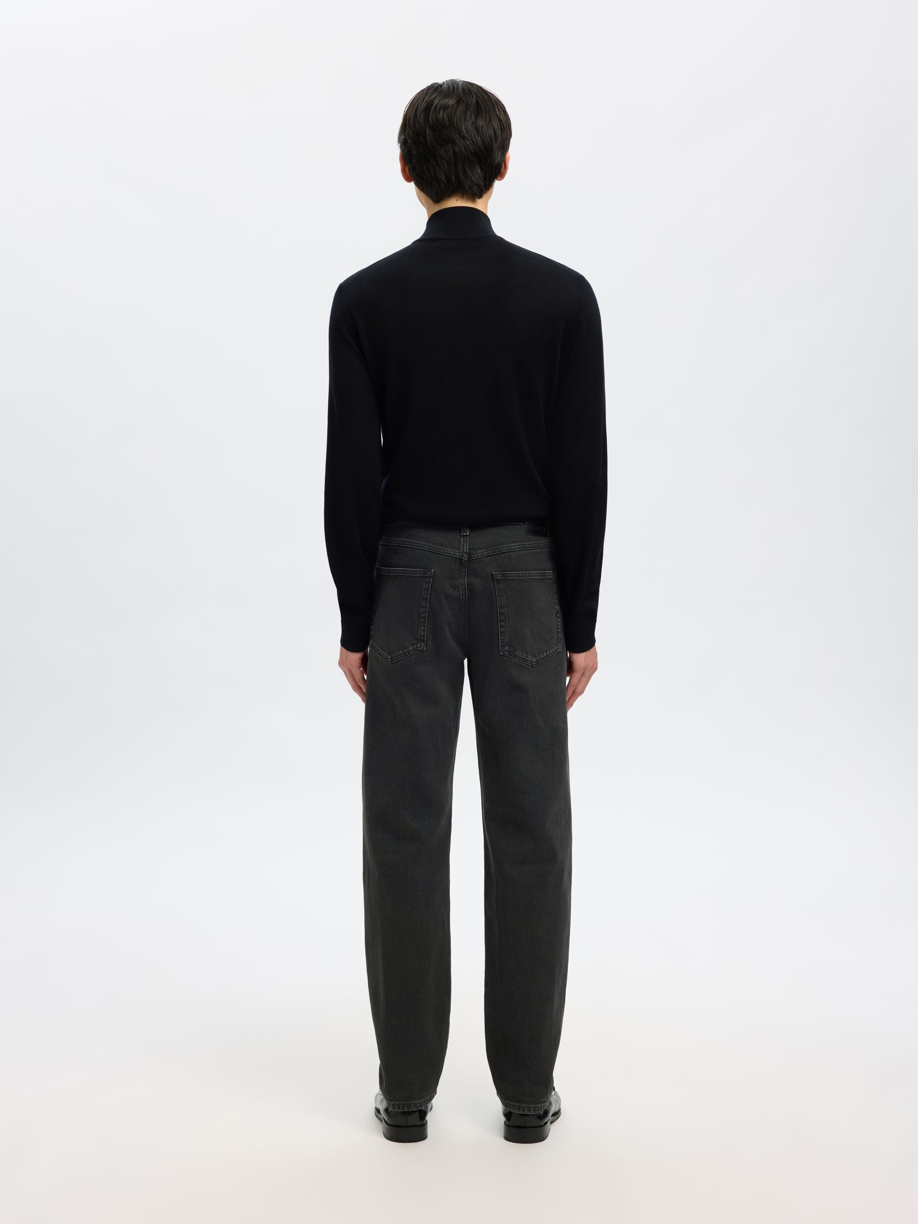 196 STRAIGHT FIT JEANS