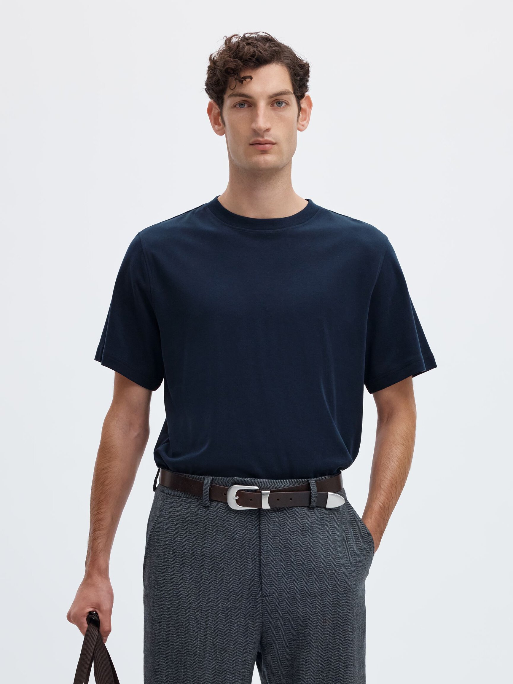REGULAR FIT T-SHIRT