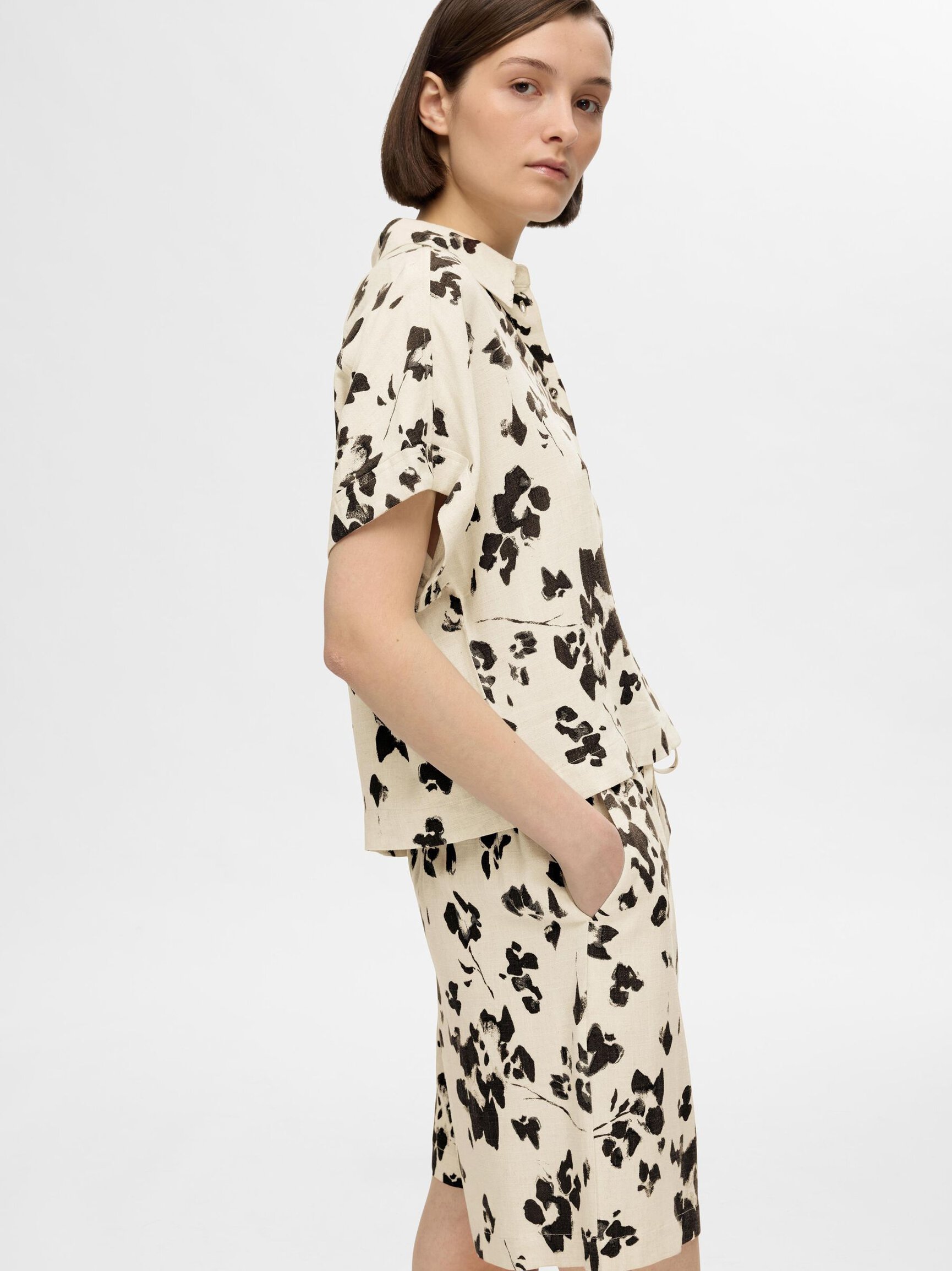 PRINTED LOOSE FIT SHORTS