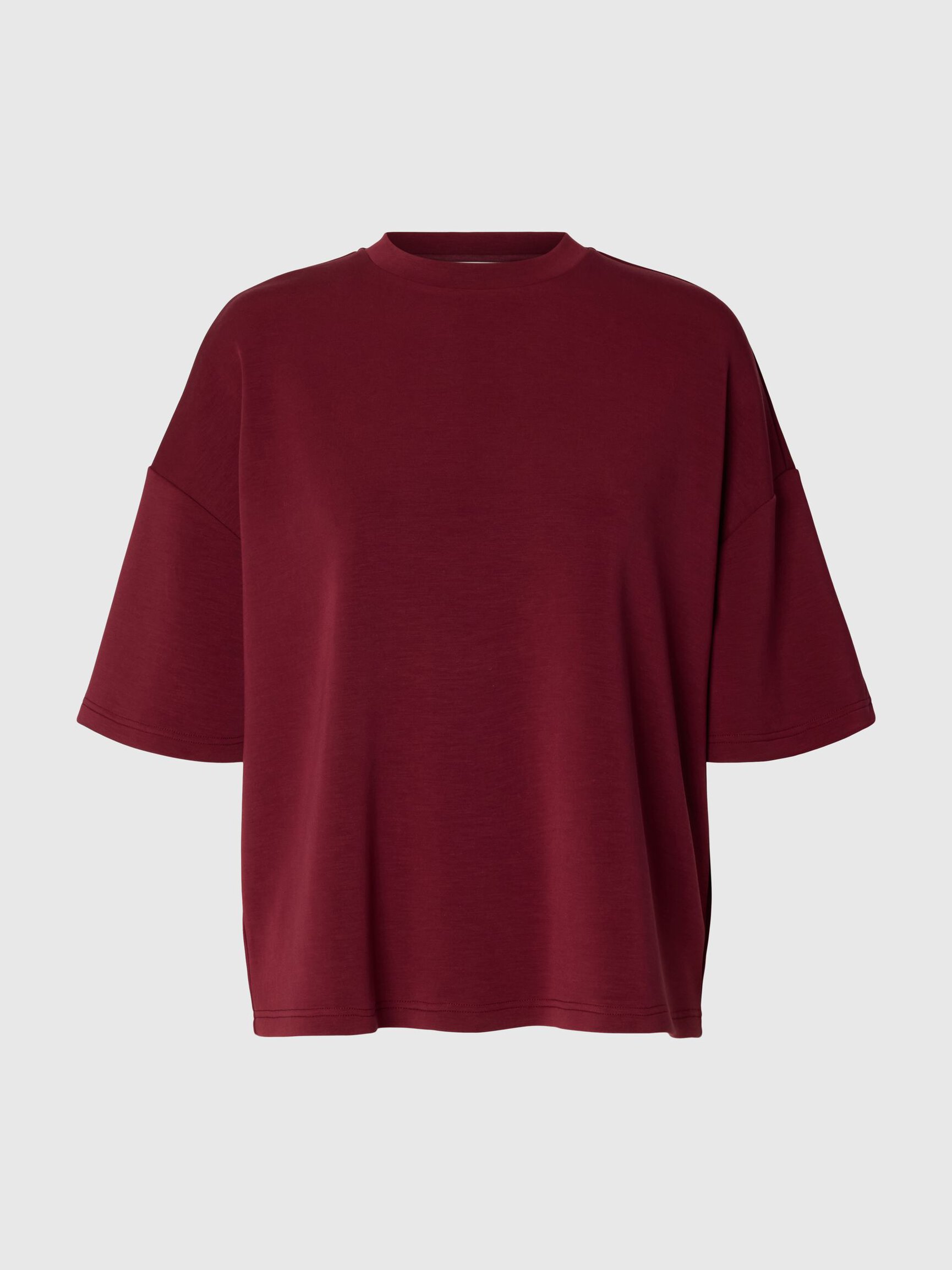 OVERSIZED T-SHIRT