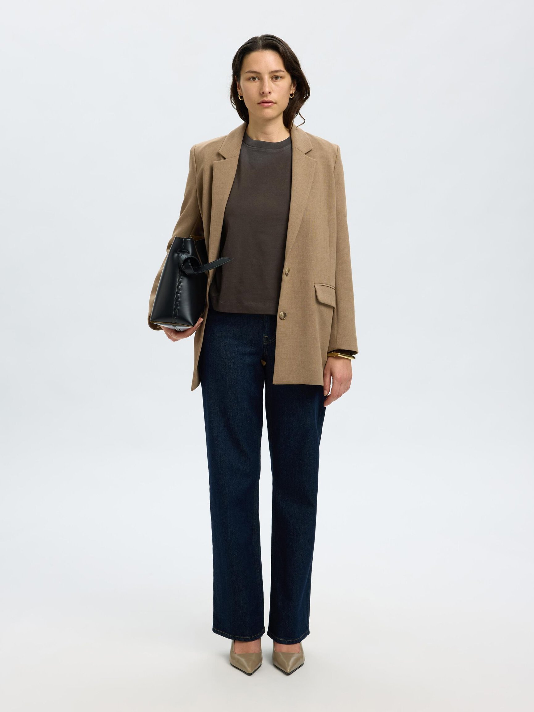 LONG-SLEEVED BOXY T-SHIRT