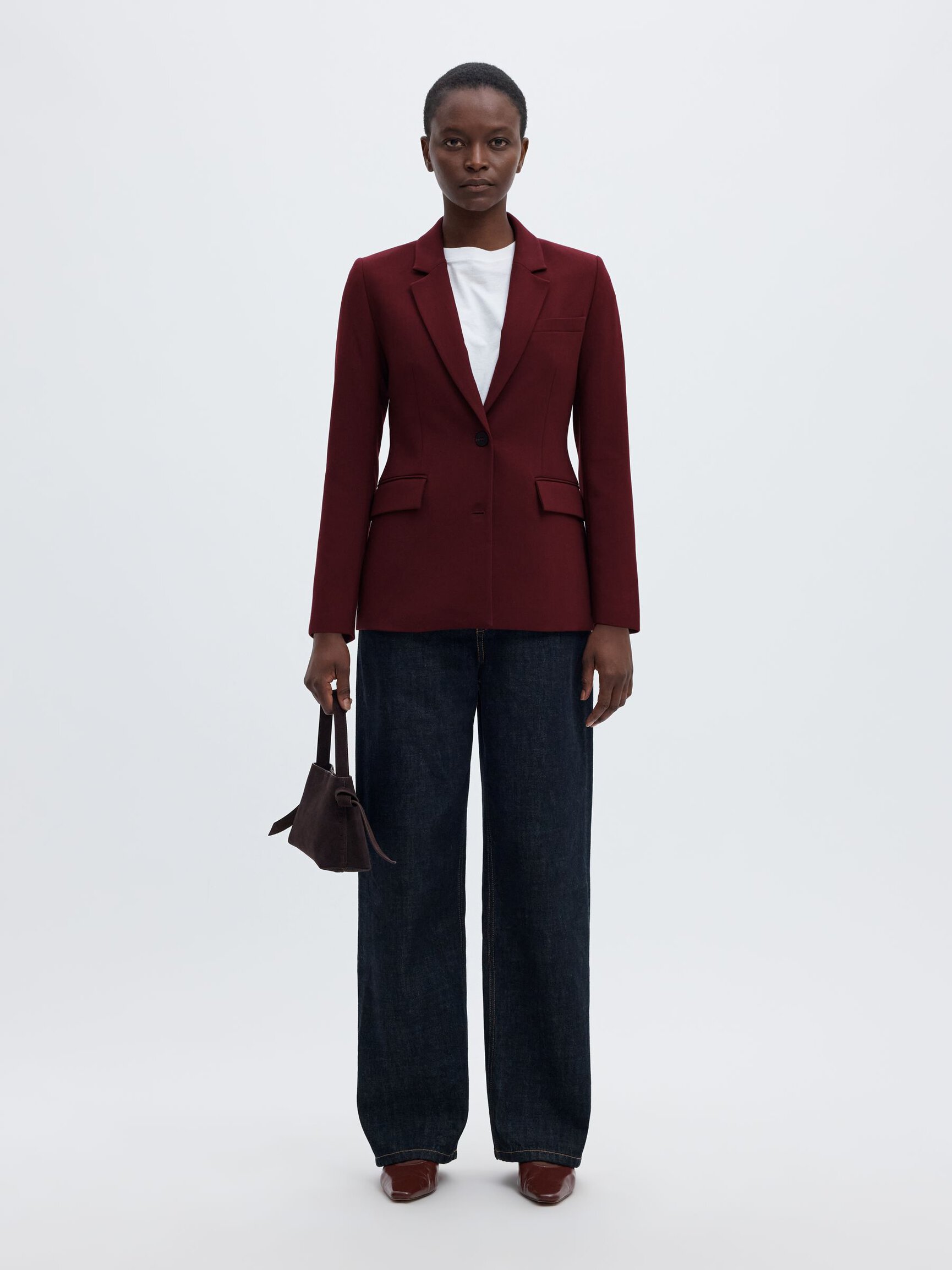 CLASSIC FIT BLAZER