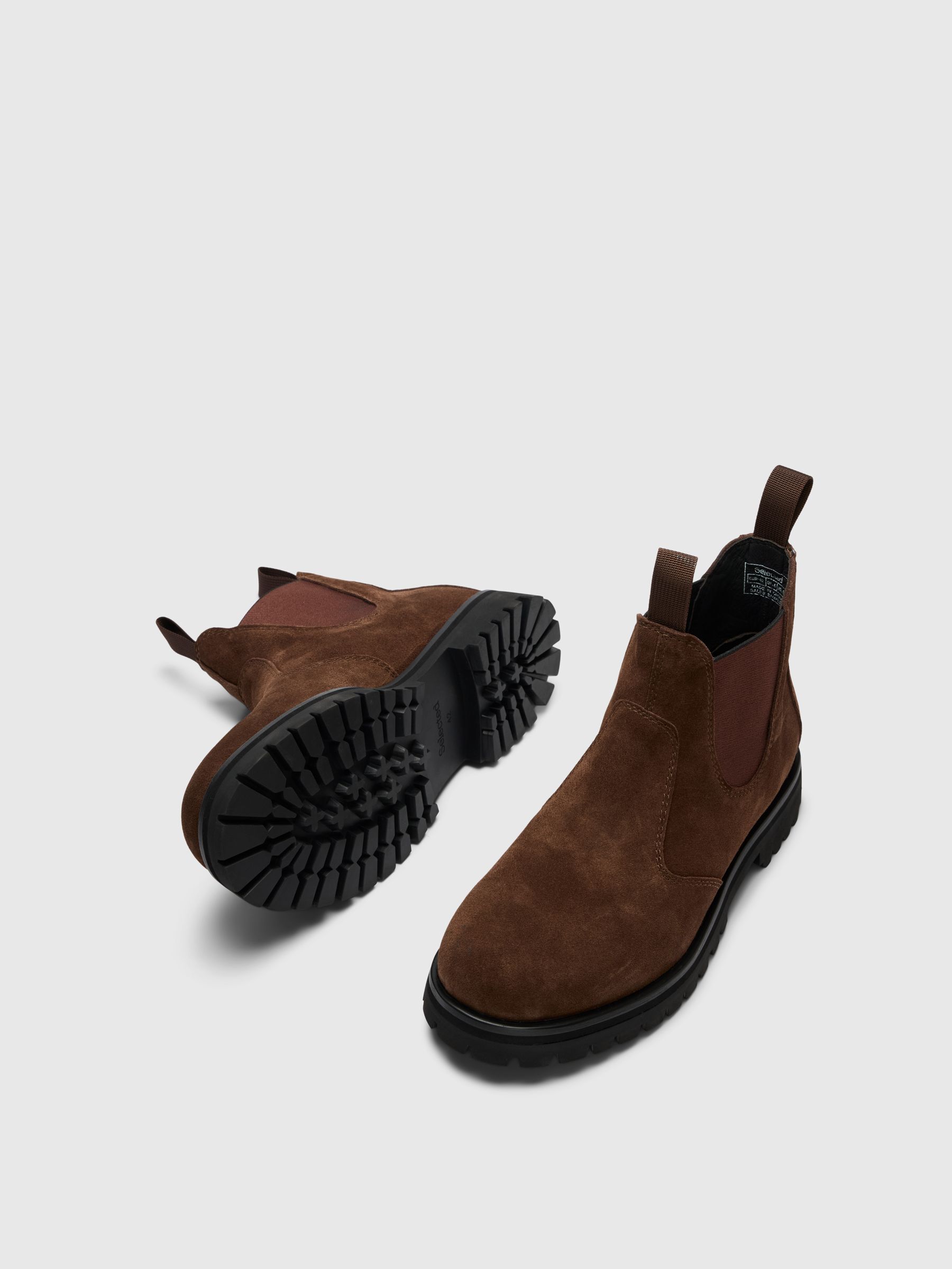 SUEDE CHELSEA BOOTS