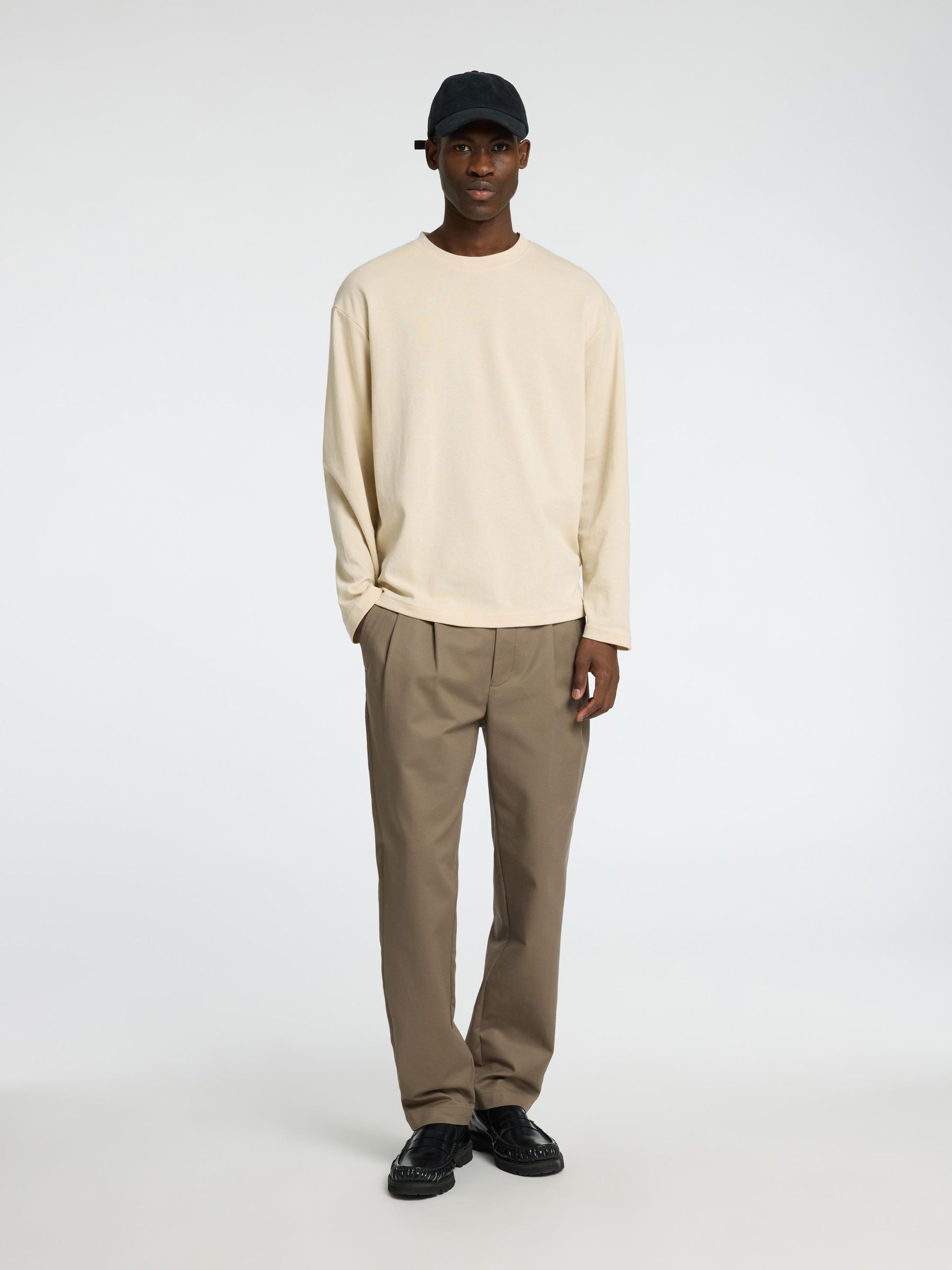 LOOSE FIT  LONG-SLEEVED T-SHIRT