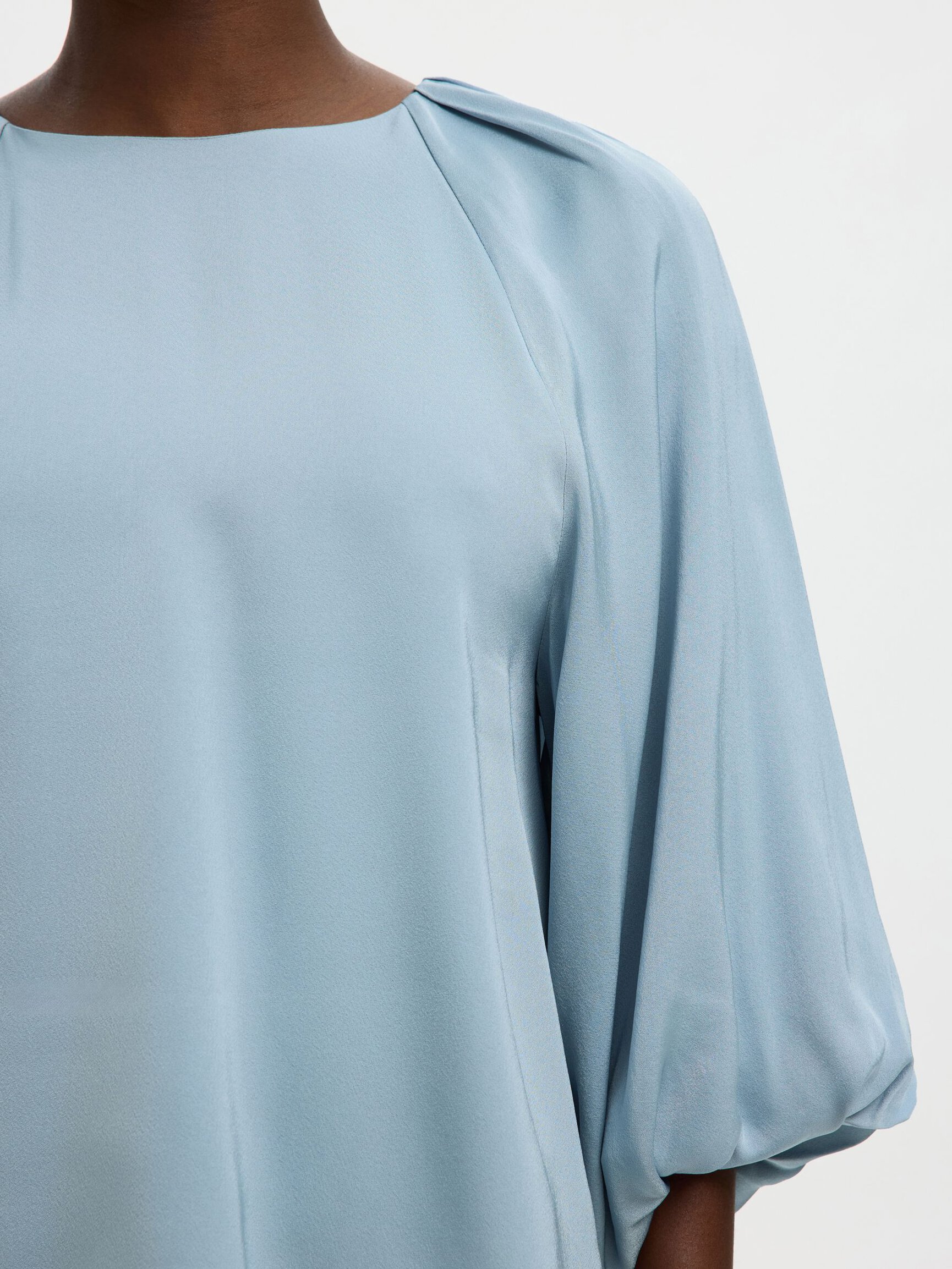 VISCOSE 3/4 SLEEVED BLOUSE
