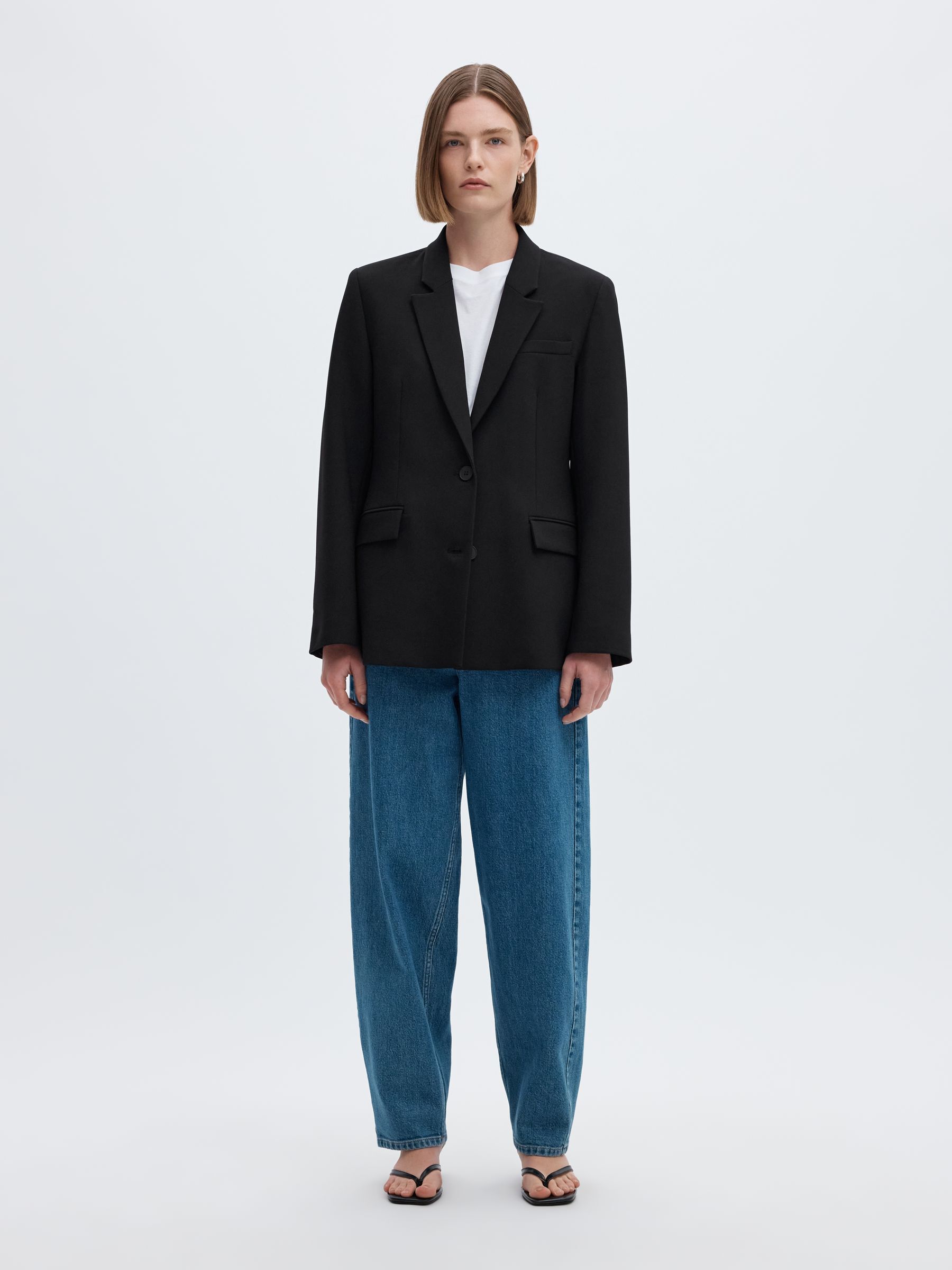 KLASSISCHER EINREIHIGER BLAZER