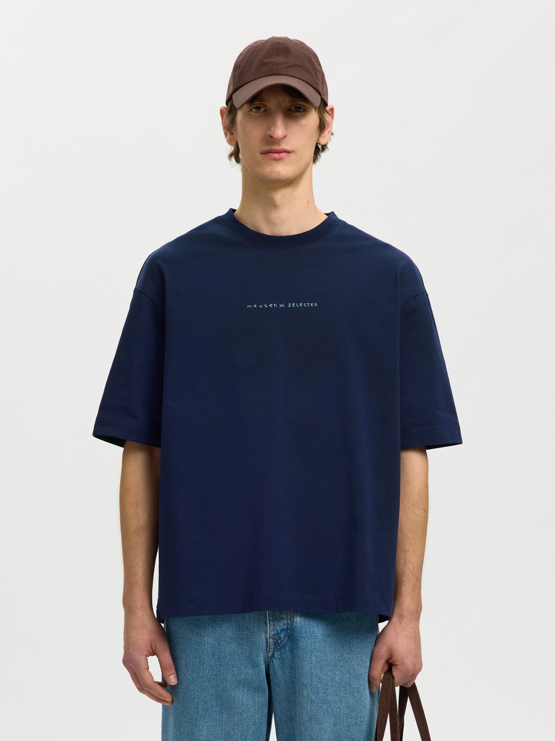 RELAXED FIT T-SHIRT