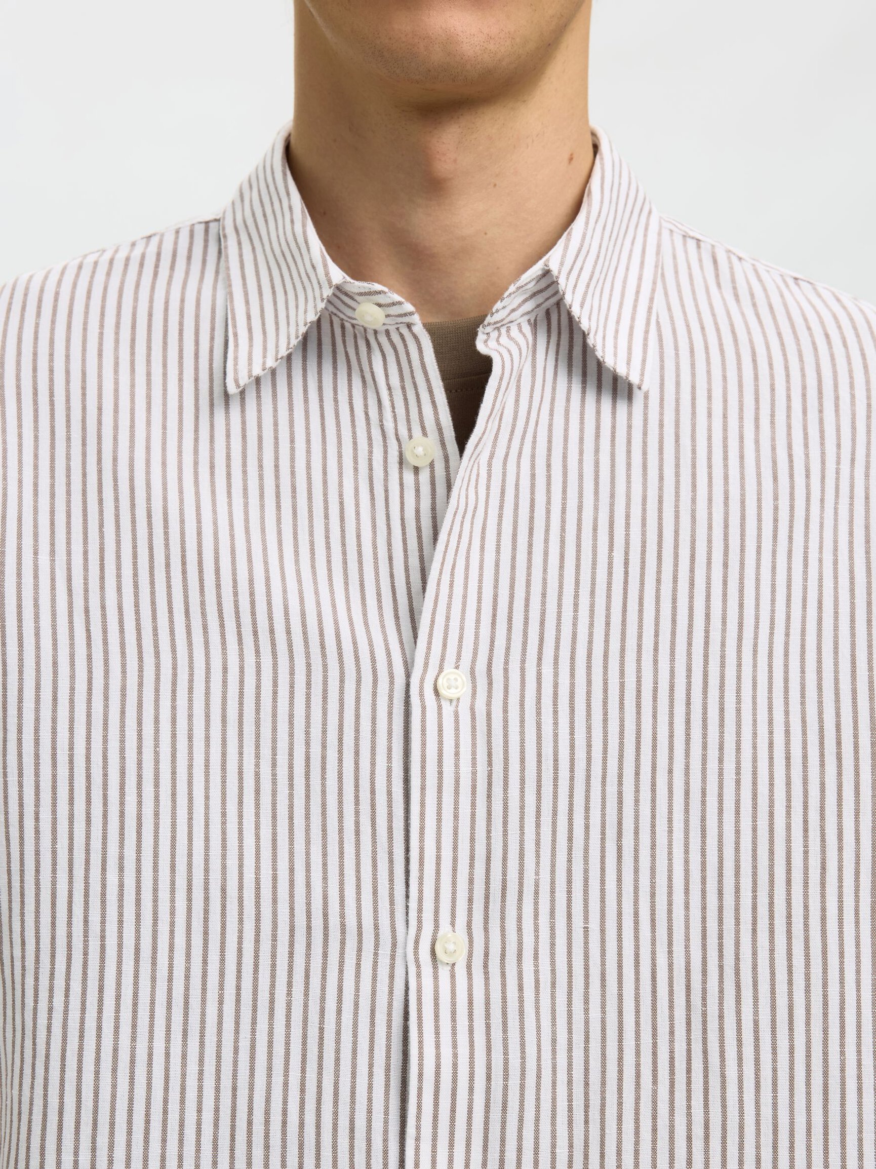 REGULAR FIT SKJORTE I HØRBLANDING