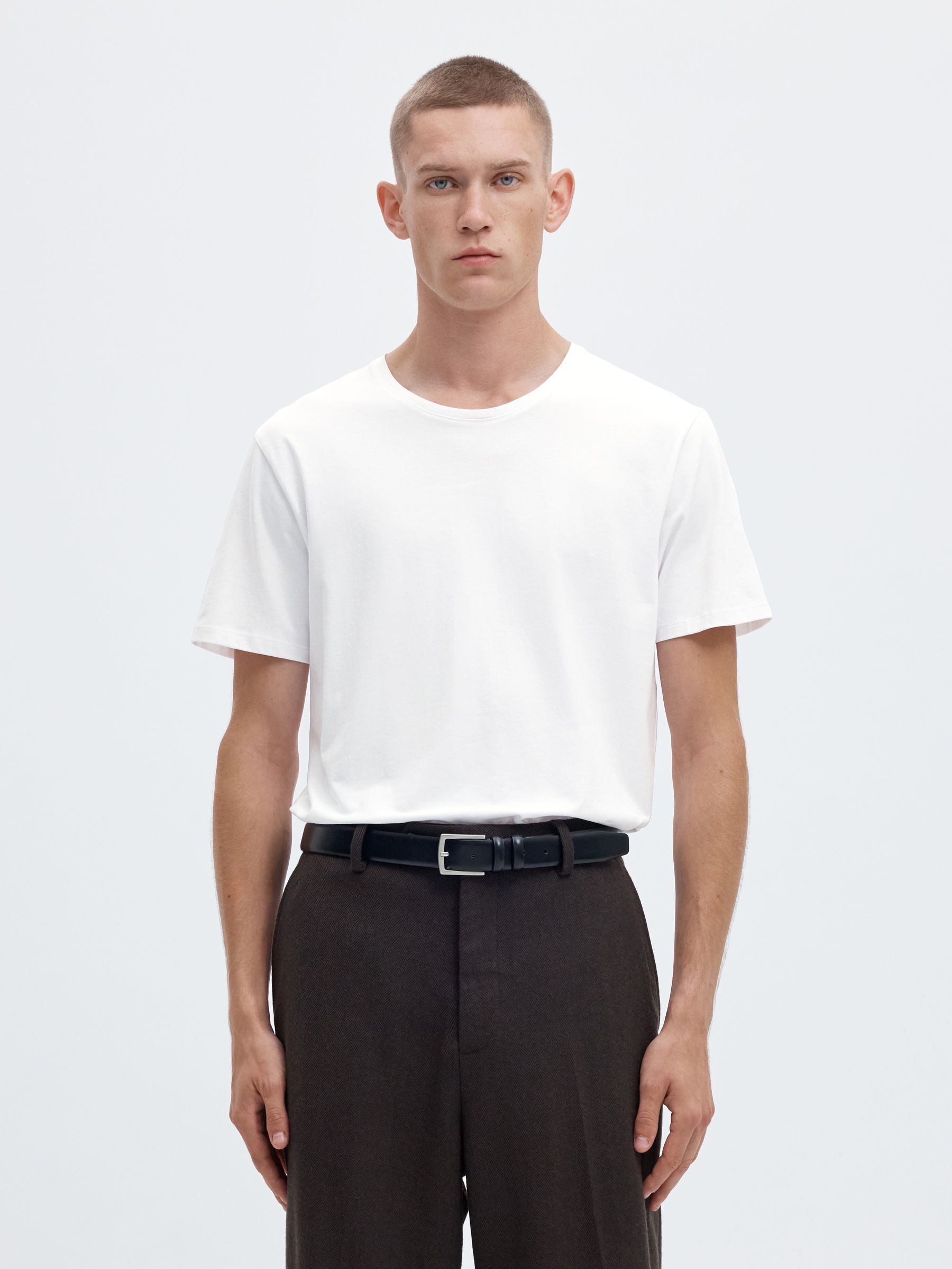 SHORT-SLEEVED T-SHIRT
