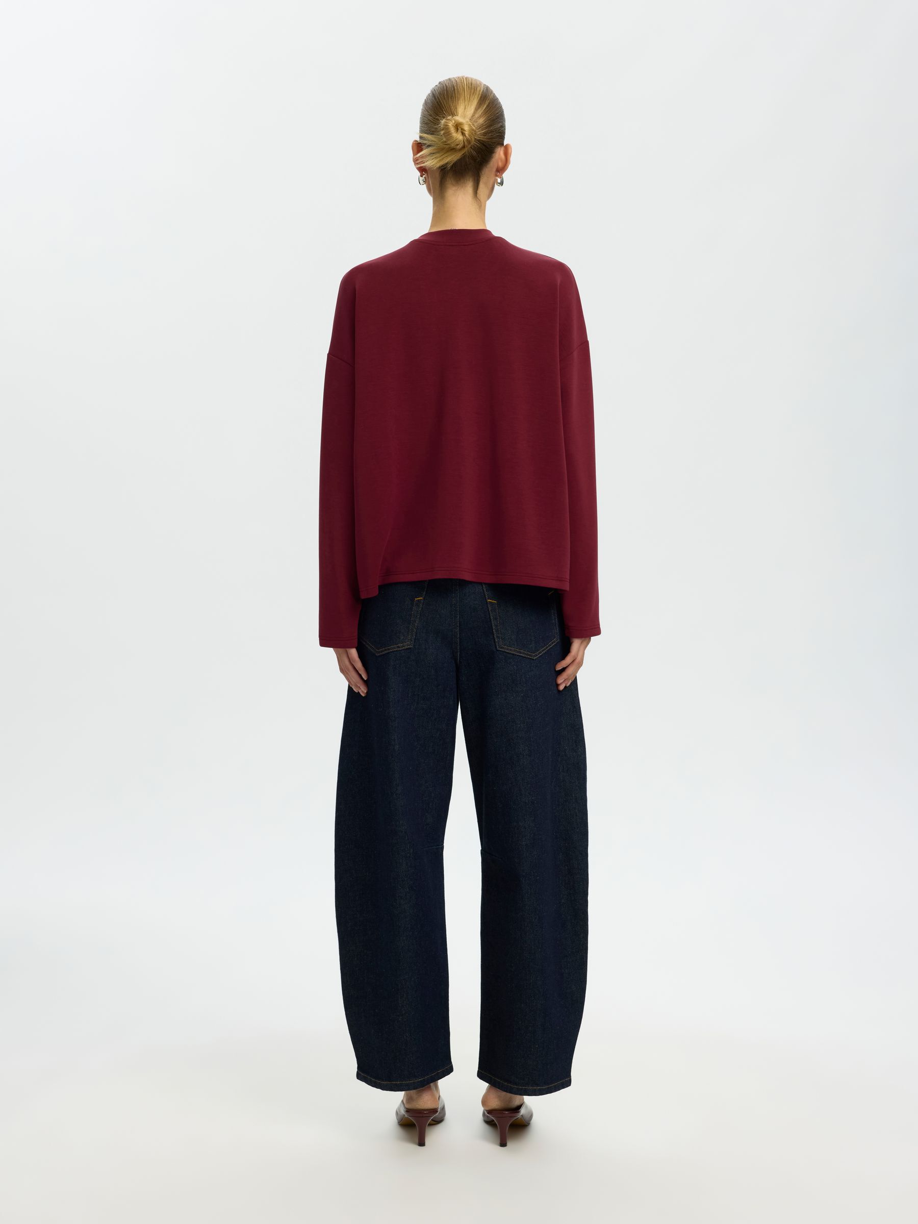 OVERSIZED LONG SLEEVED TOP