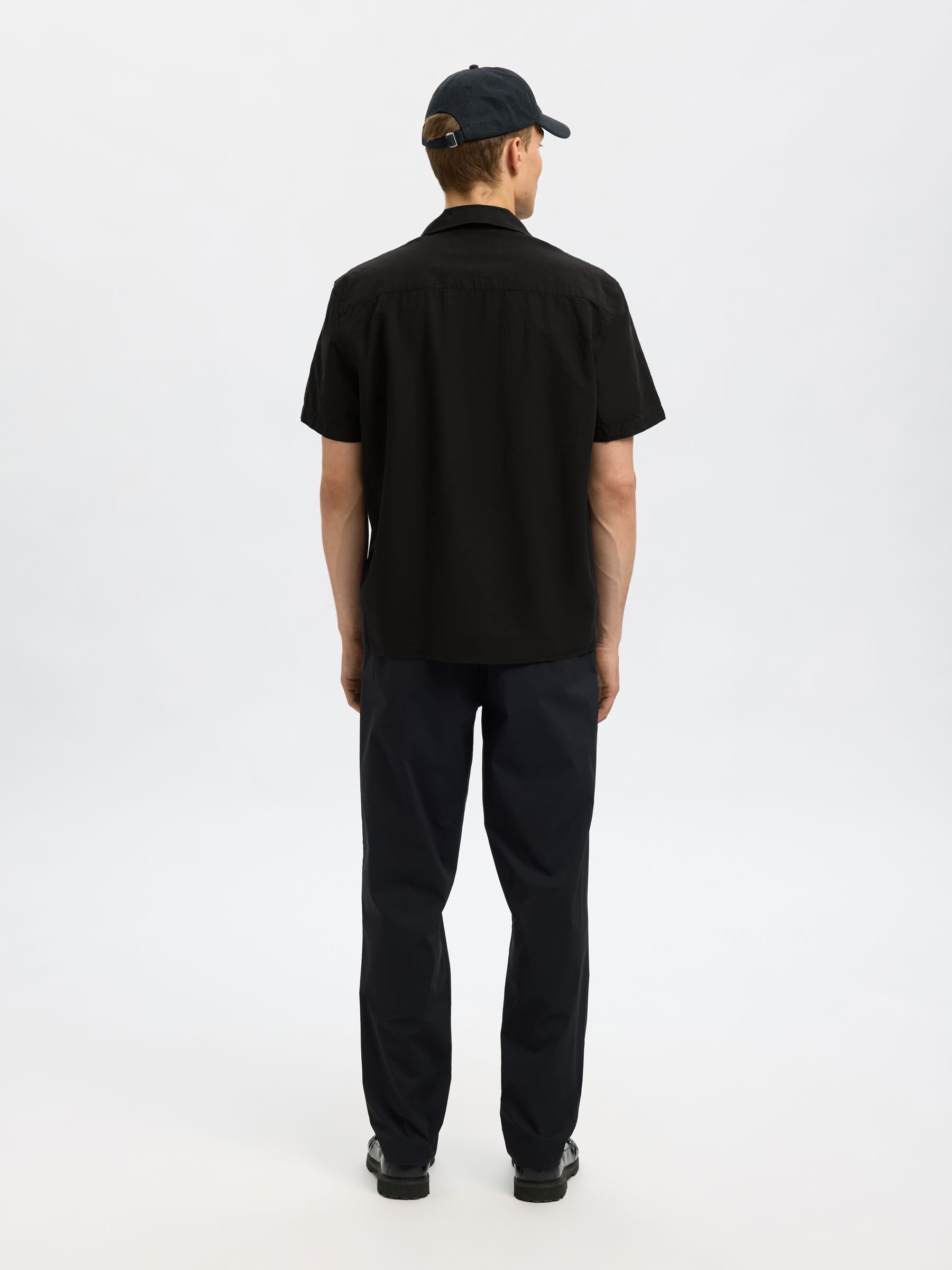 LINEN BLEND SHORT SLEEVED SHIRT