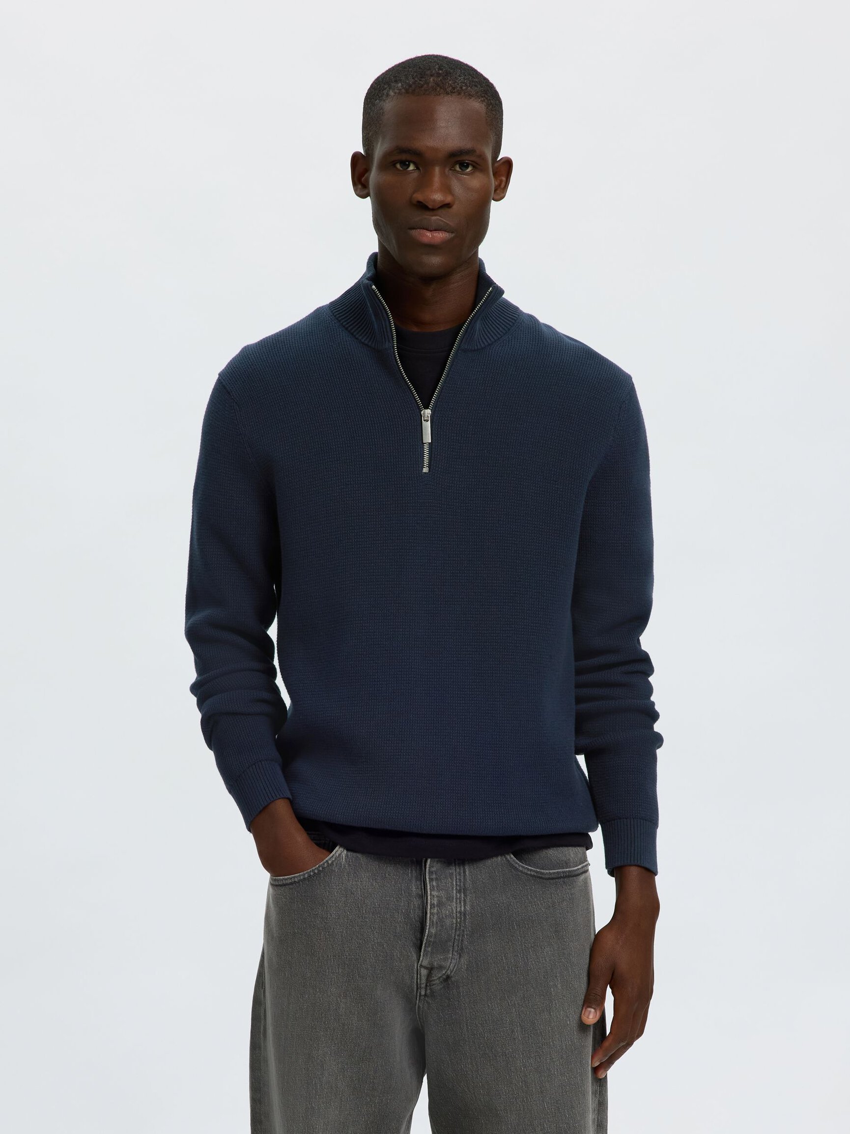HALF-ZIP JUMPER