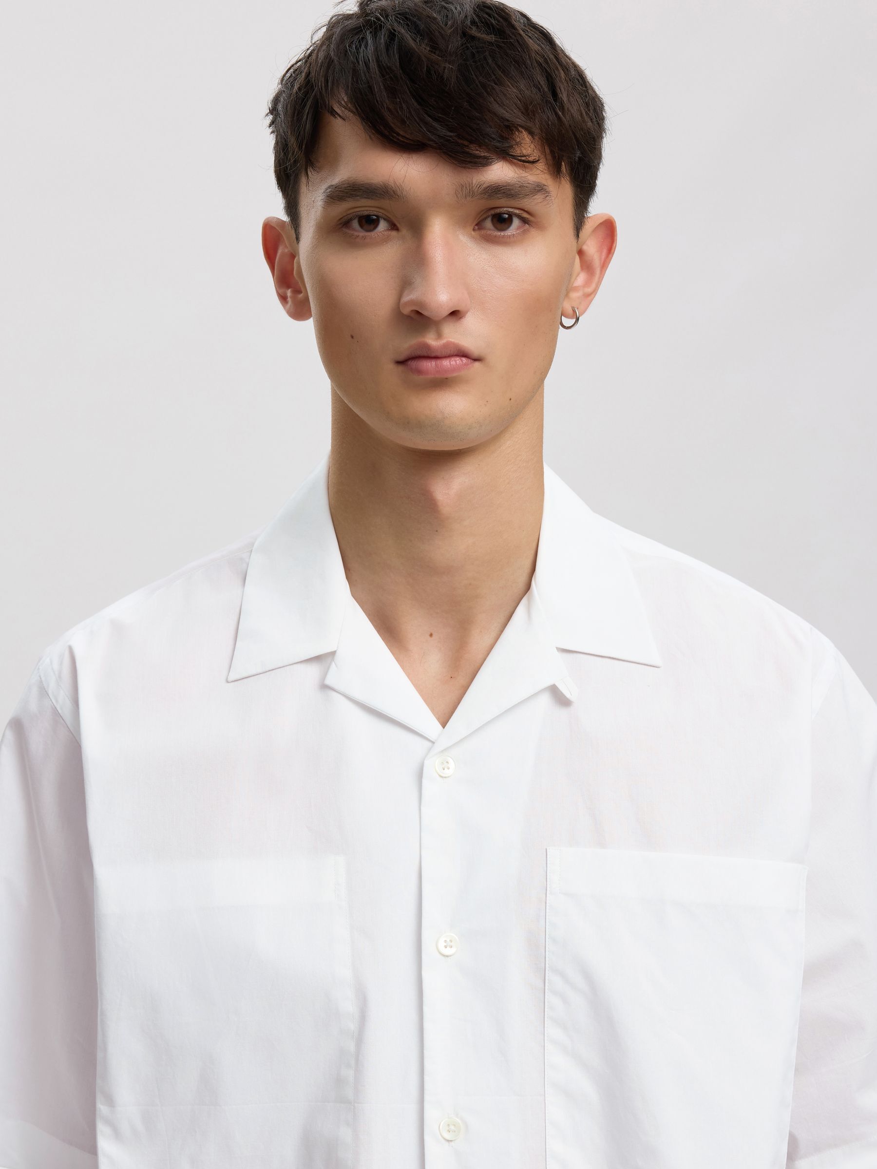 RELAXED FIT SHORT SLEEVED SHIRT