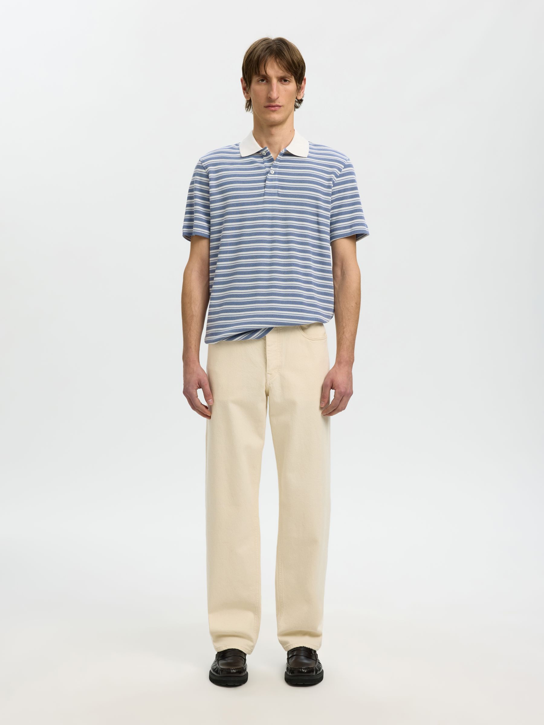 SHORT SLEEVED T-SHIRT