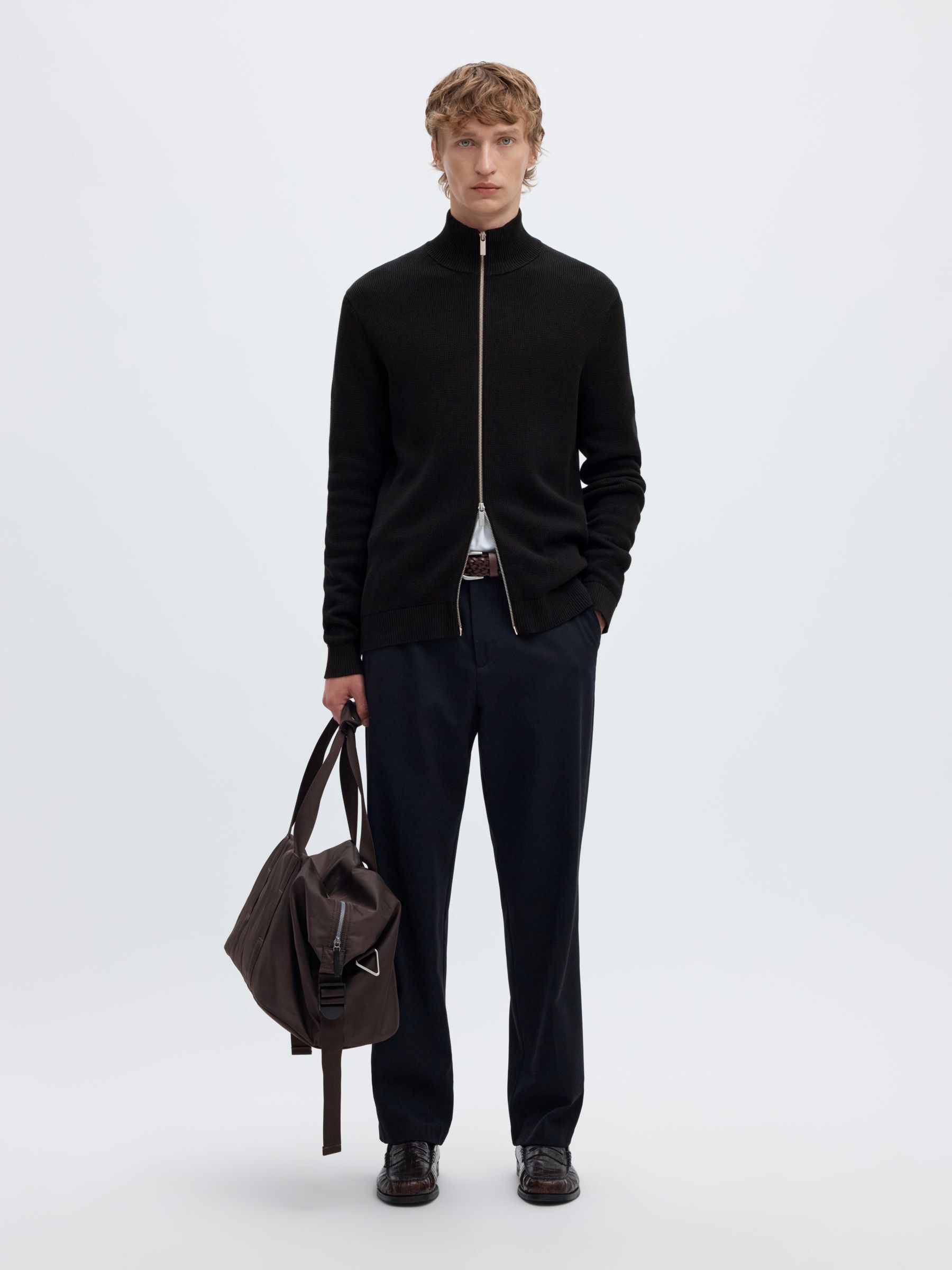 ZIPPED HIGH NECK PULLOVER