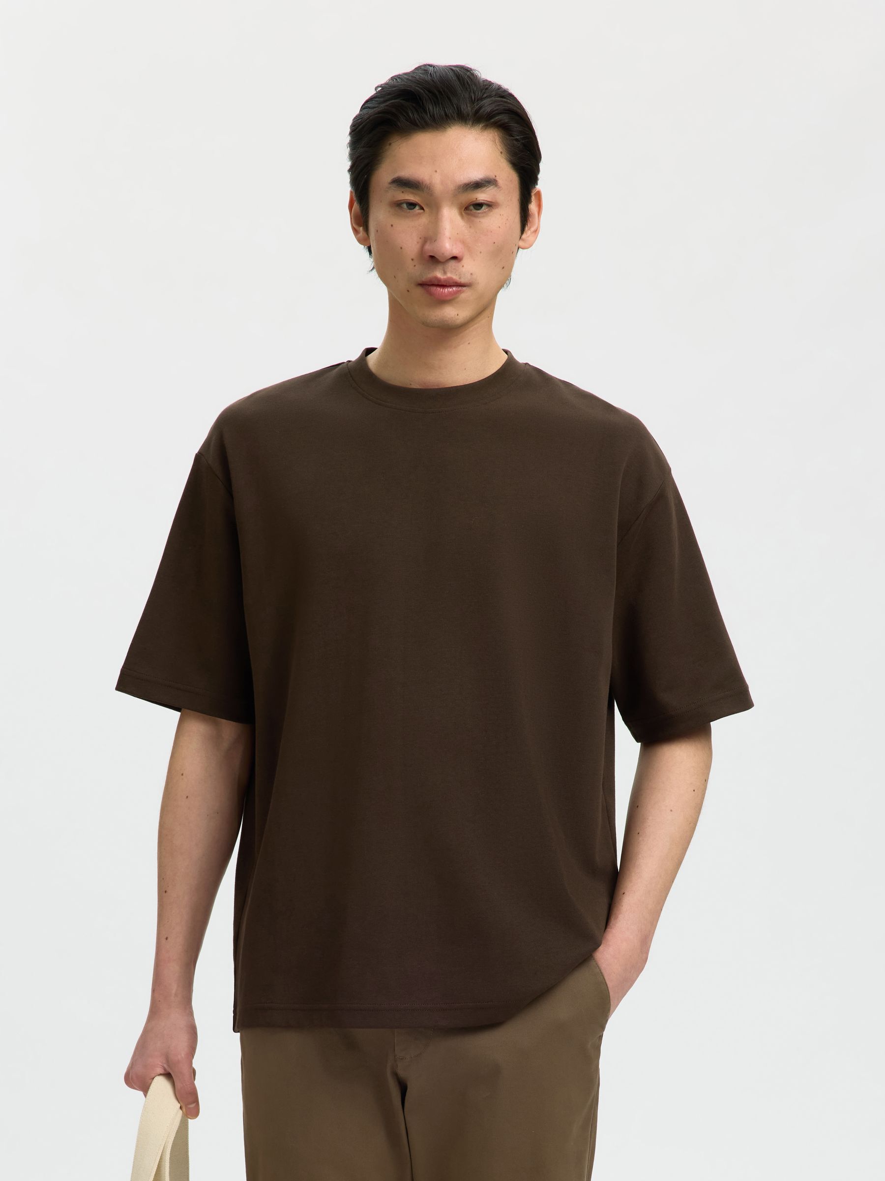 LOOSE FIT T-SHIRT