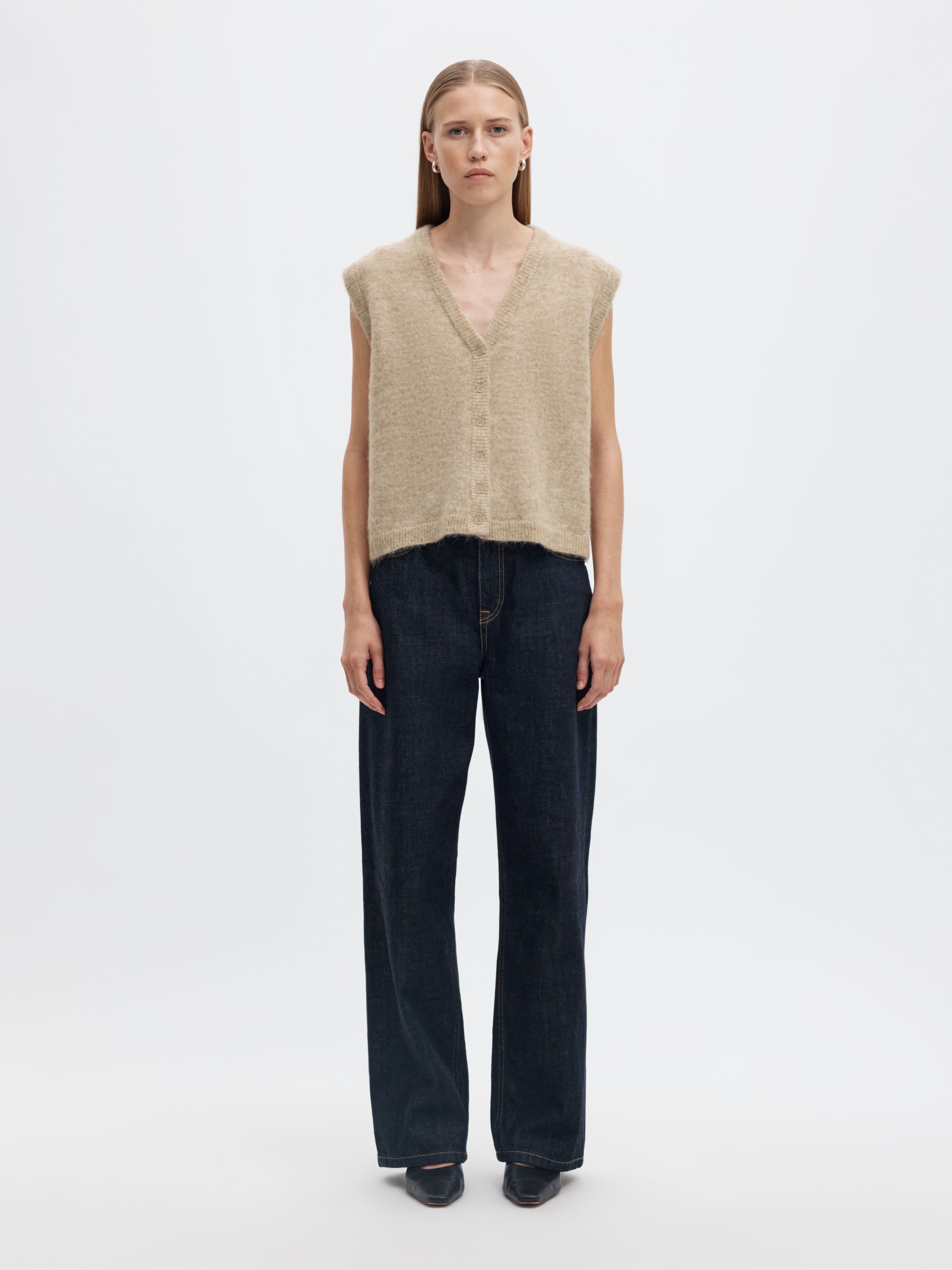 WOOL BLEND KNITTED VEST