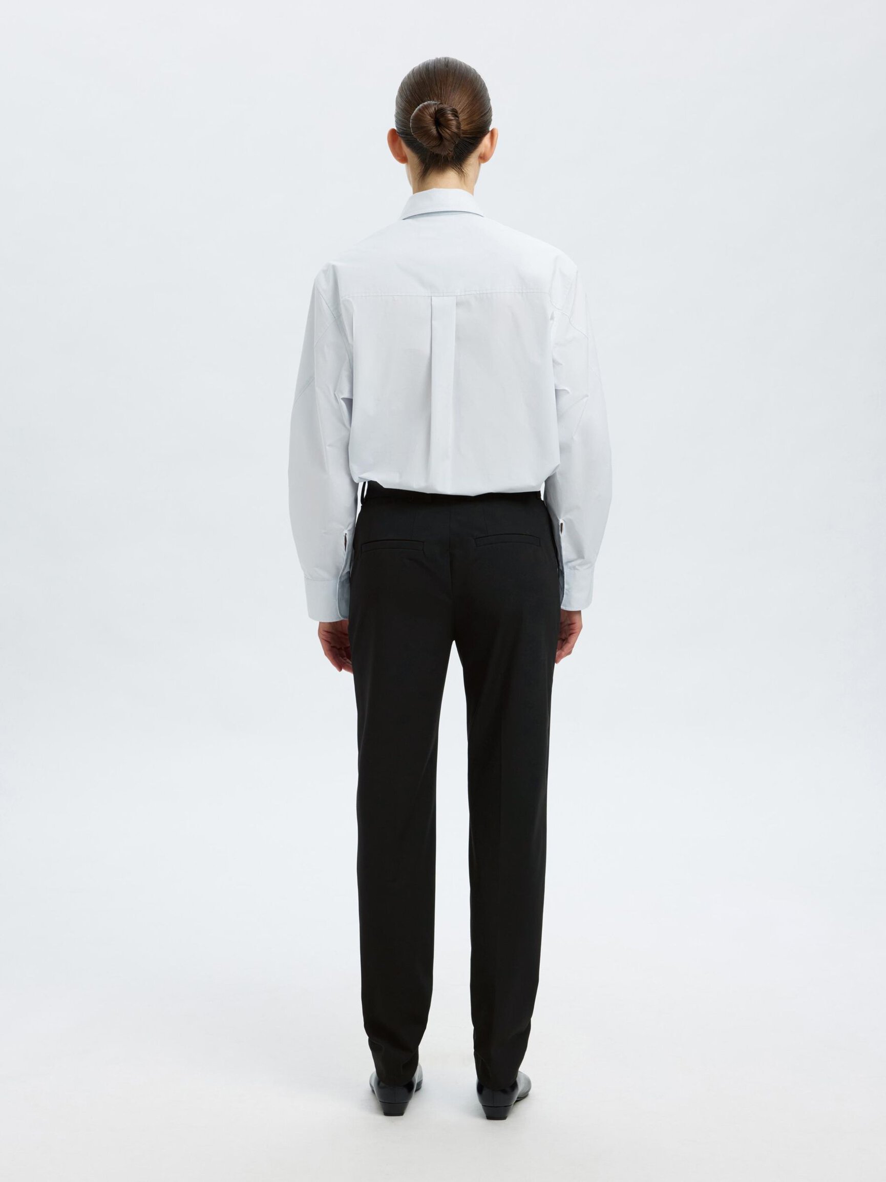 TAILORED TAPERED TROUSERS