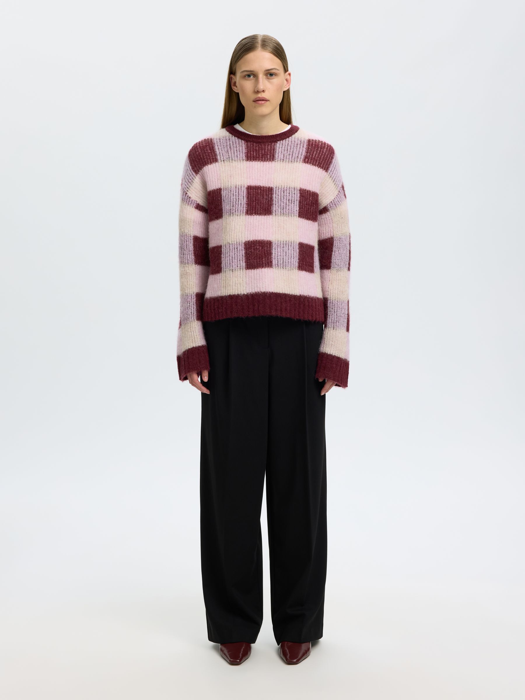 RUTETE STRIKKET PULLOVER