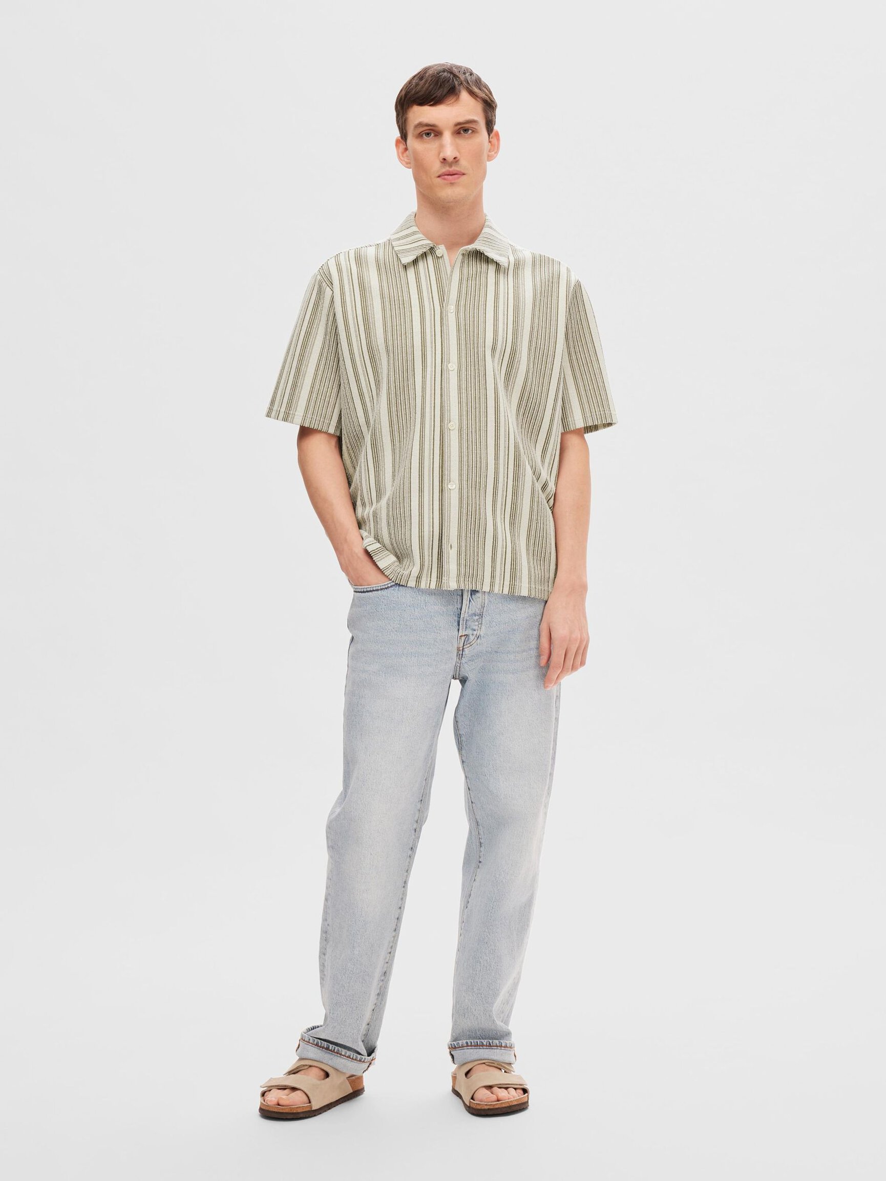 KOSZULA Z KRÓTKIM RĘKAWEM