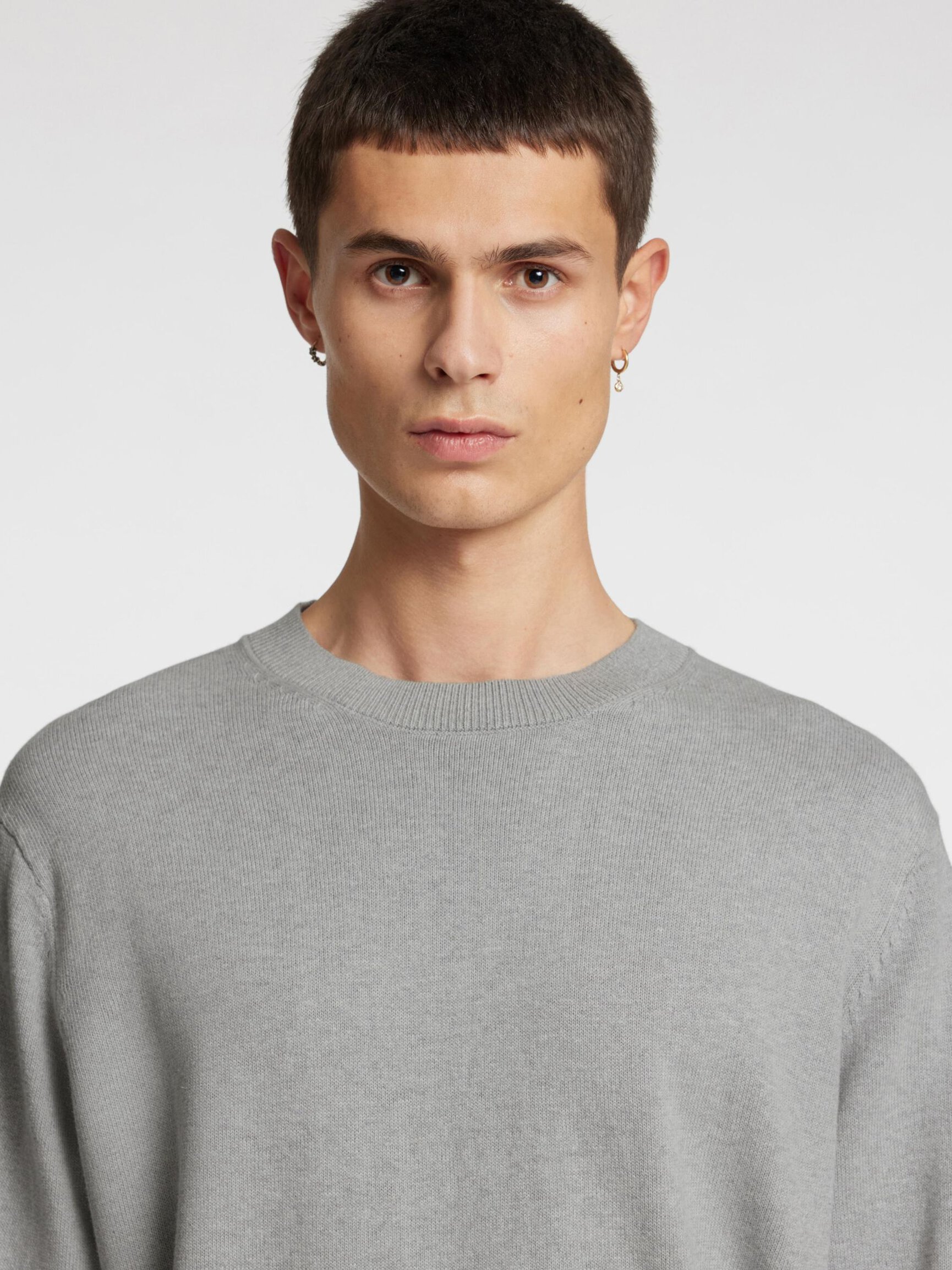 REGULAR FIT KNITTED PULLOVER