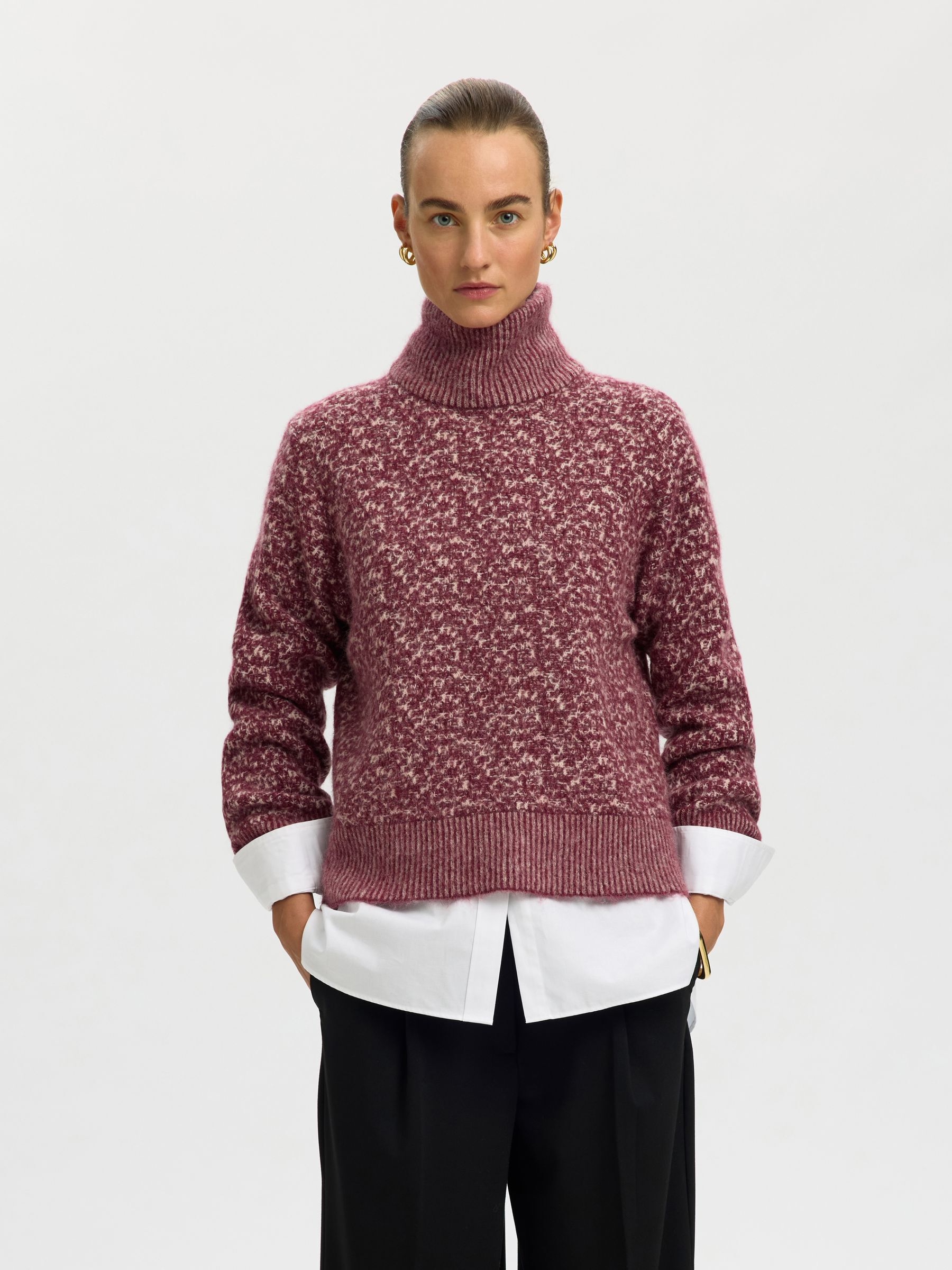 HIGH NECK KNITTED JUMPER