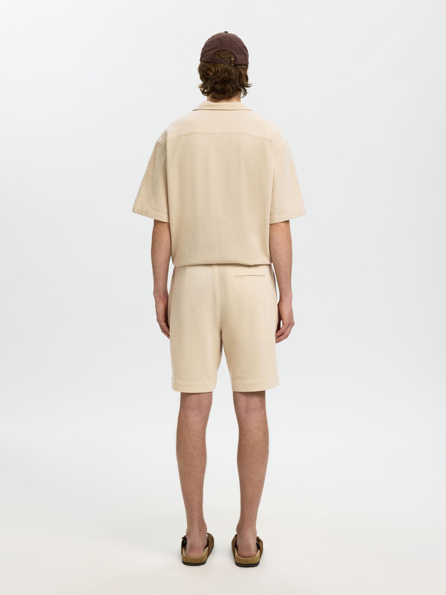 REGULAR FIT SHORTS