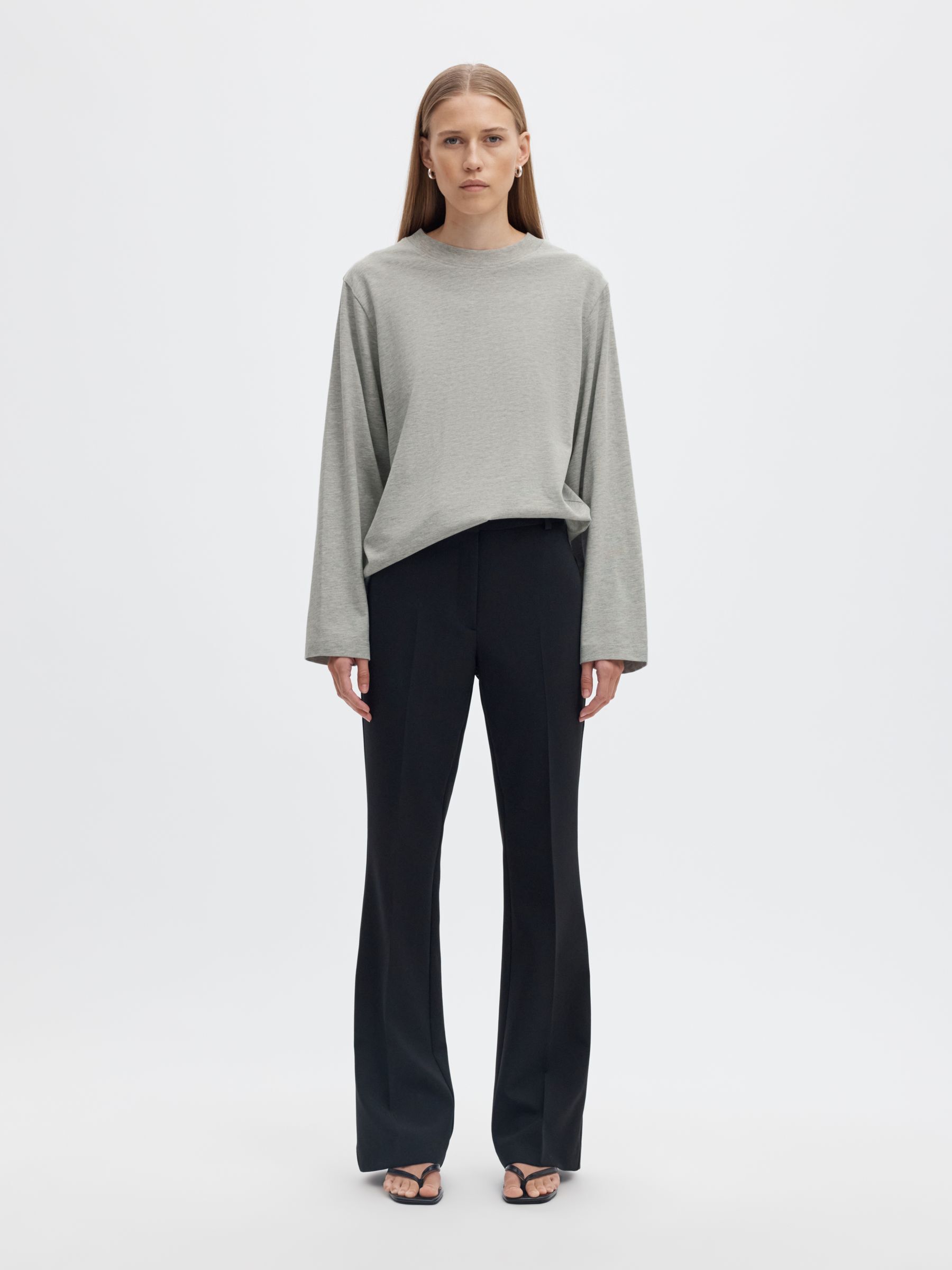 MOCK NECK LONG-SLEEVED T-SHIRT