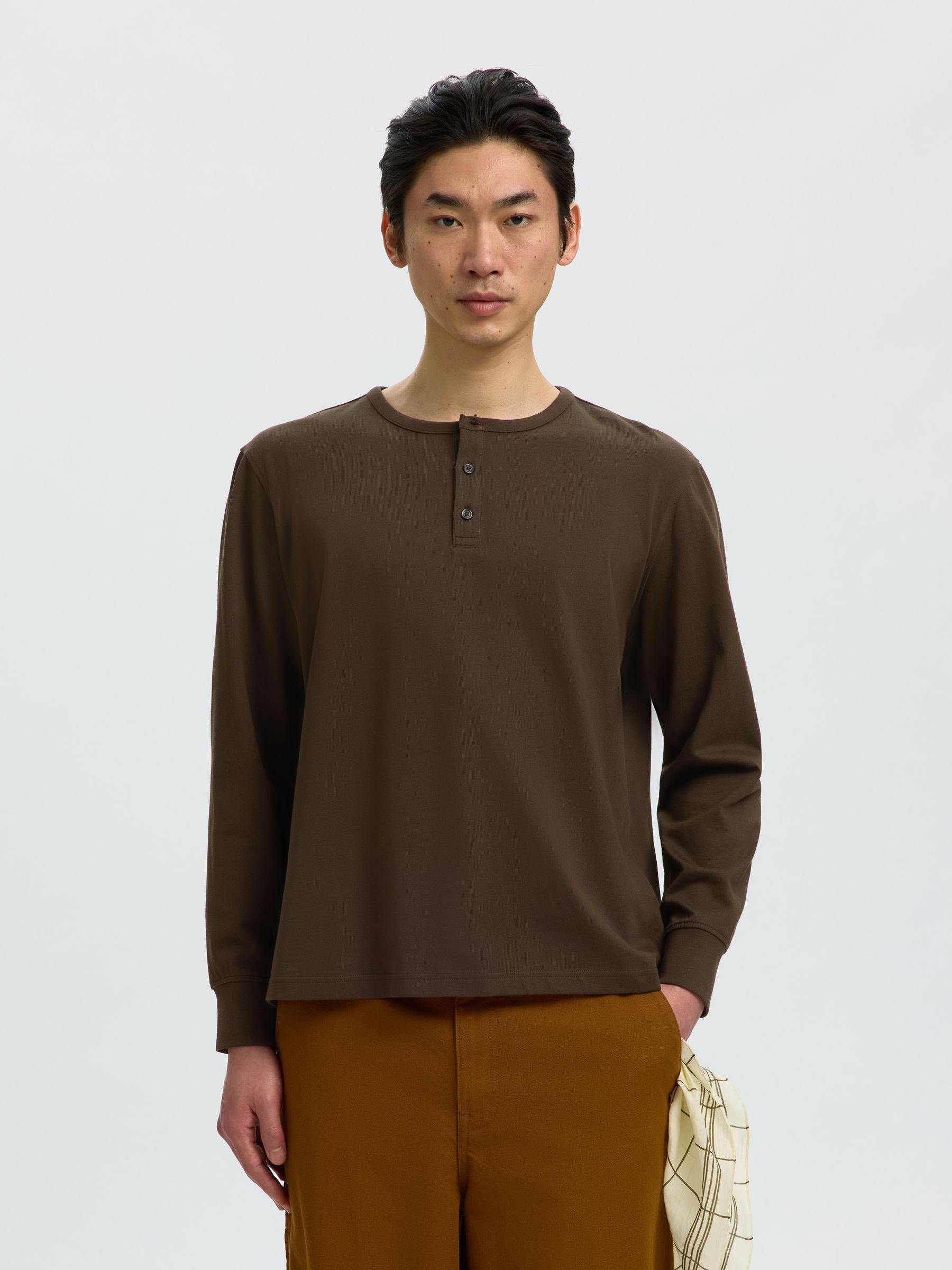 LANGE MOUWEN T-SHIRT
