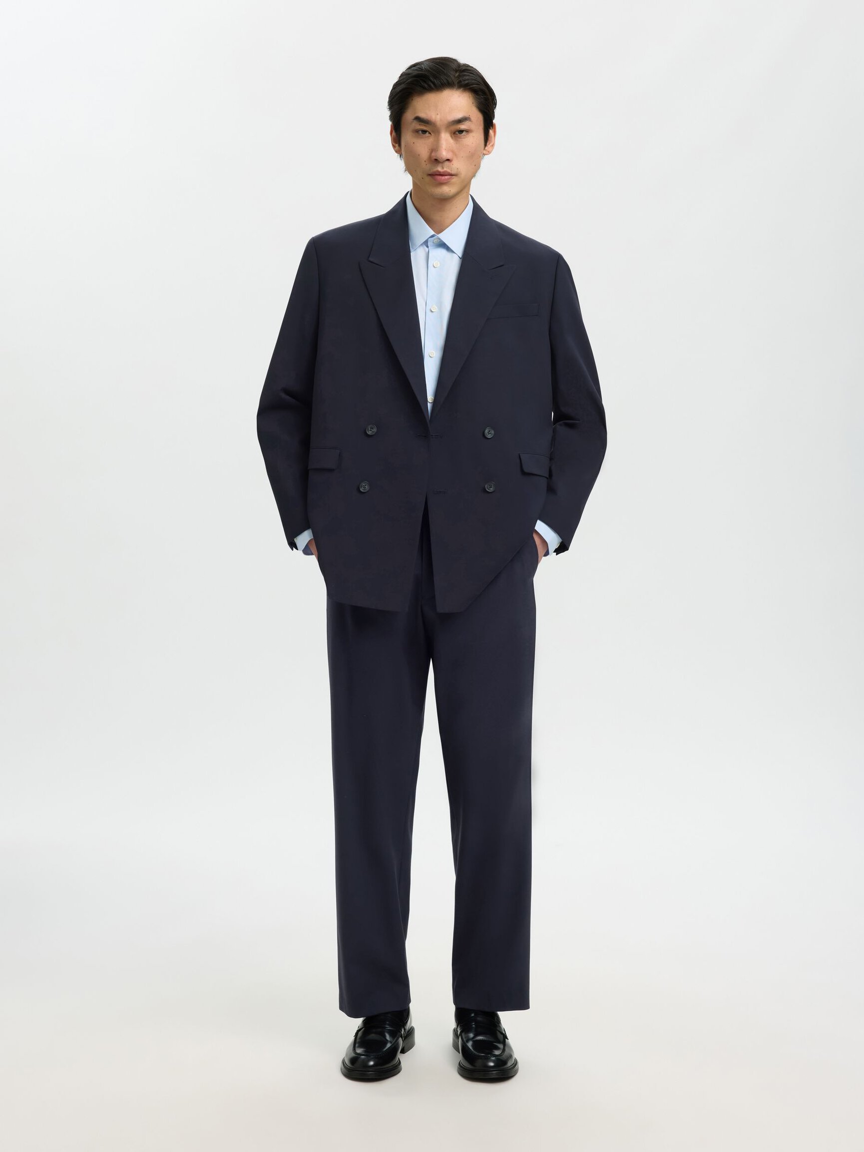 RELAXED FIT DOUBLE-BREASTED BLAZER