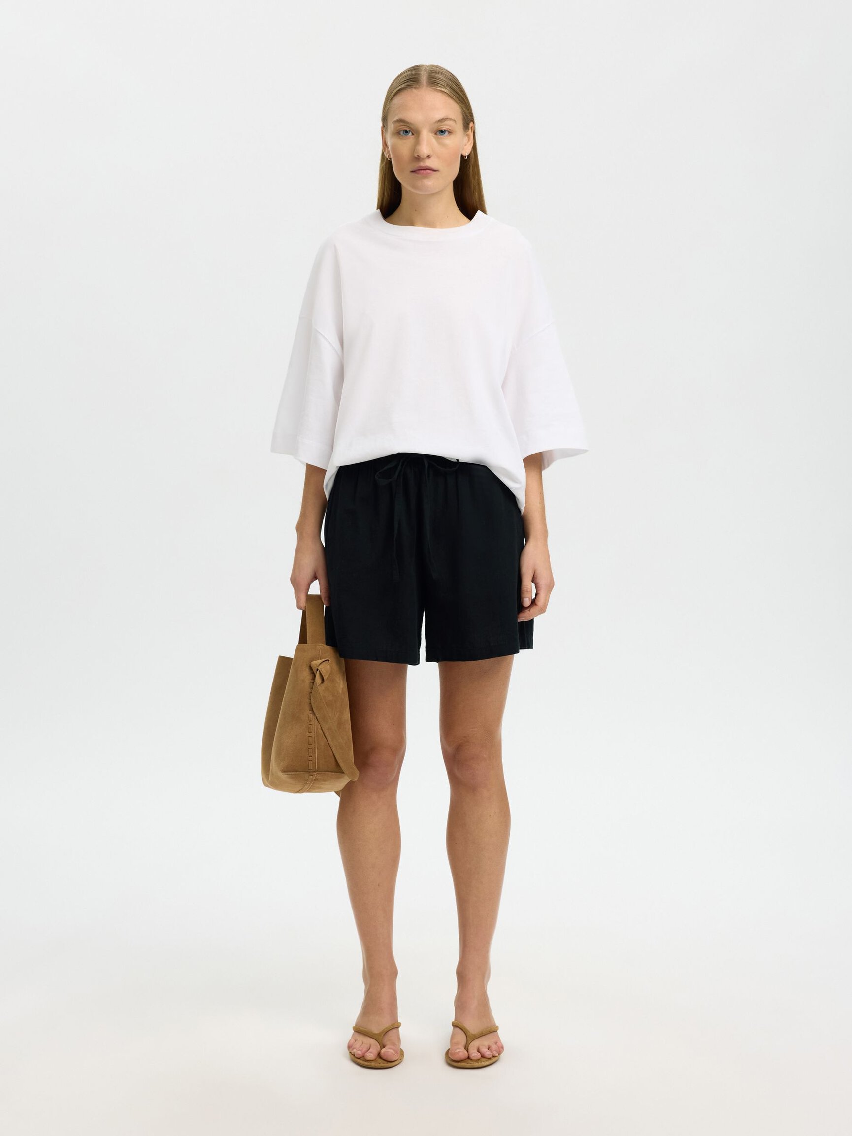 LINEN BLEND SHORTS