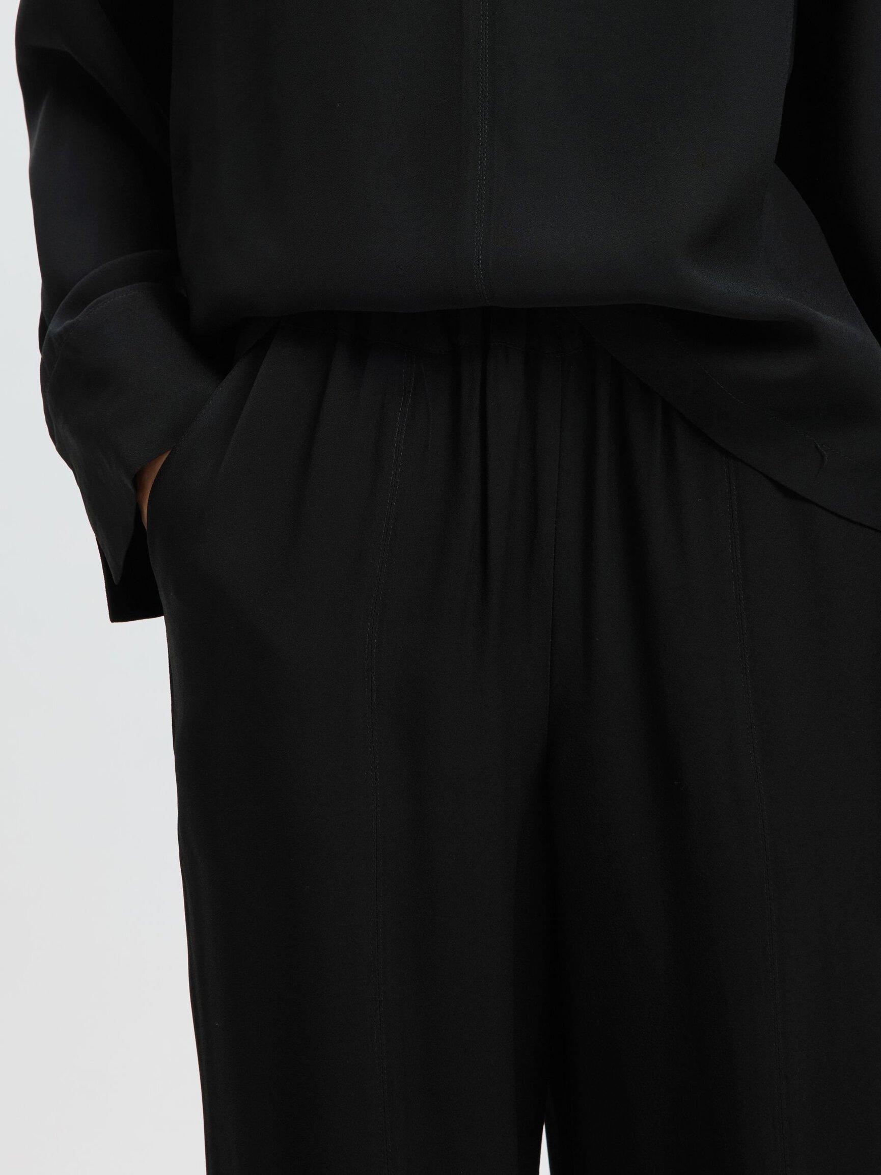 STRAGHT FIT TROUSERS