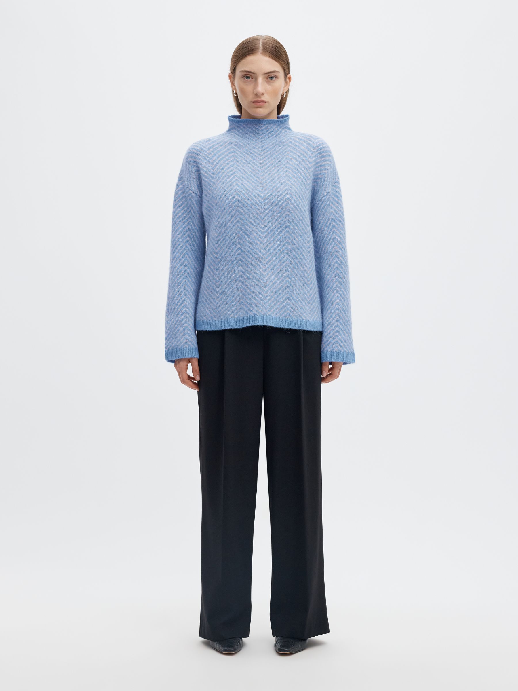 HERRINGBONE HIGH-NECK JUMPER