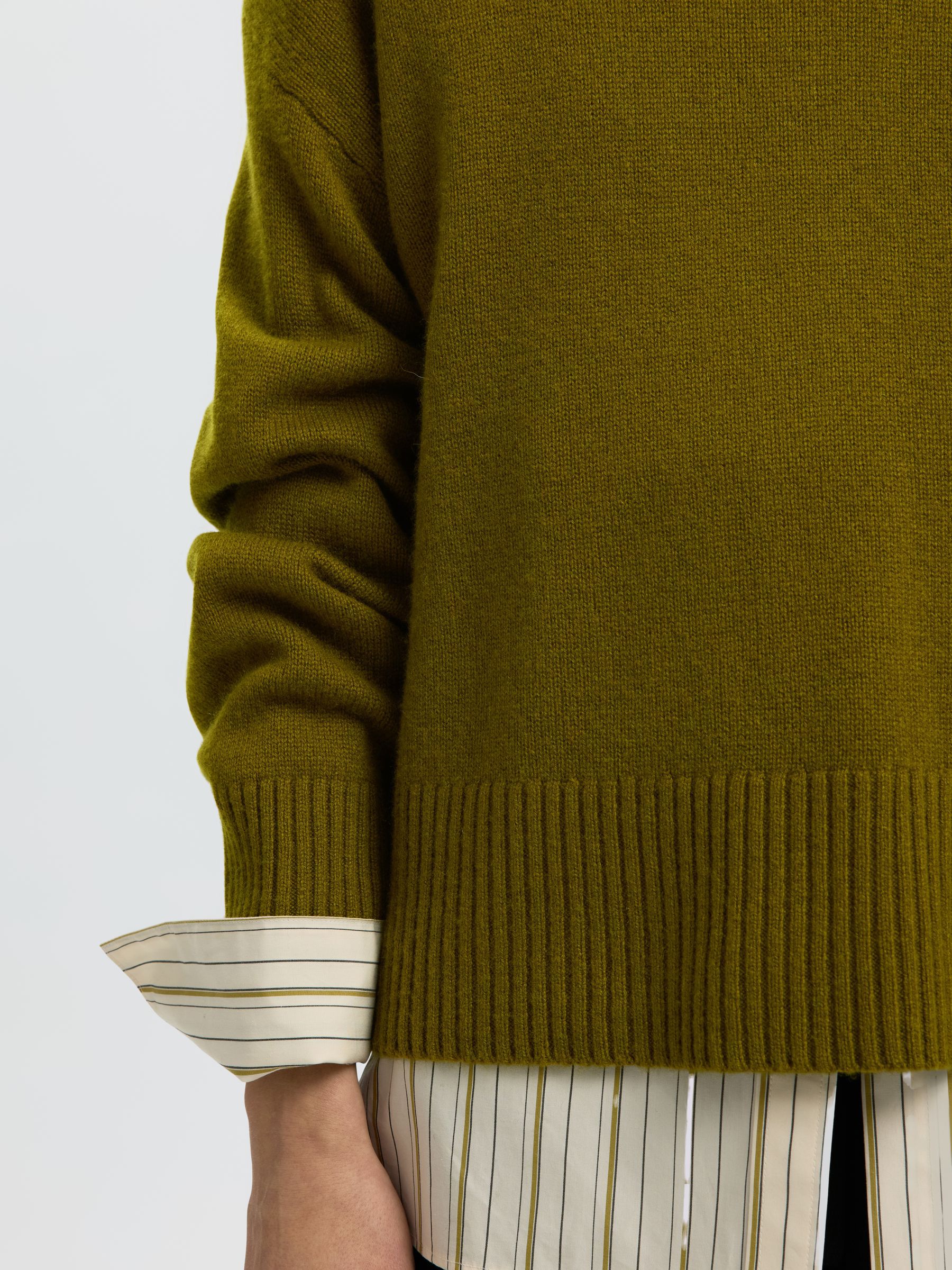 CASHMERE BLEND PULLOVER