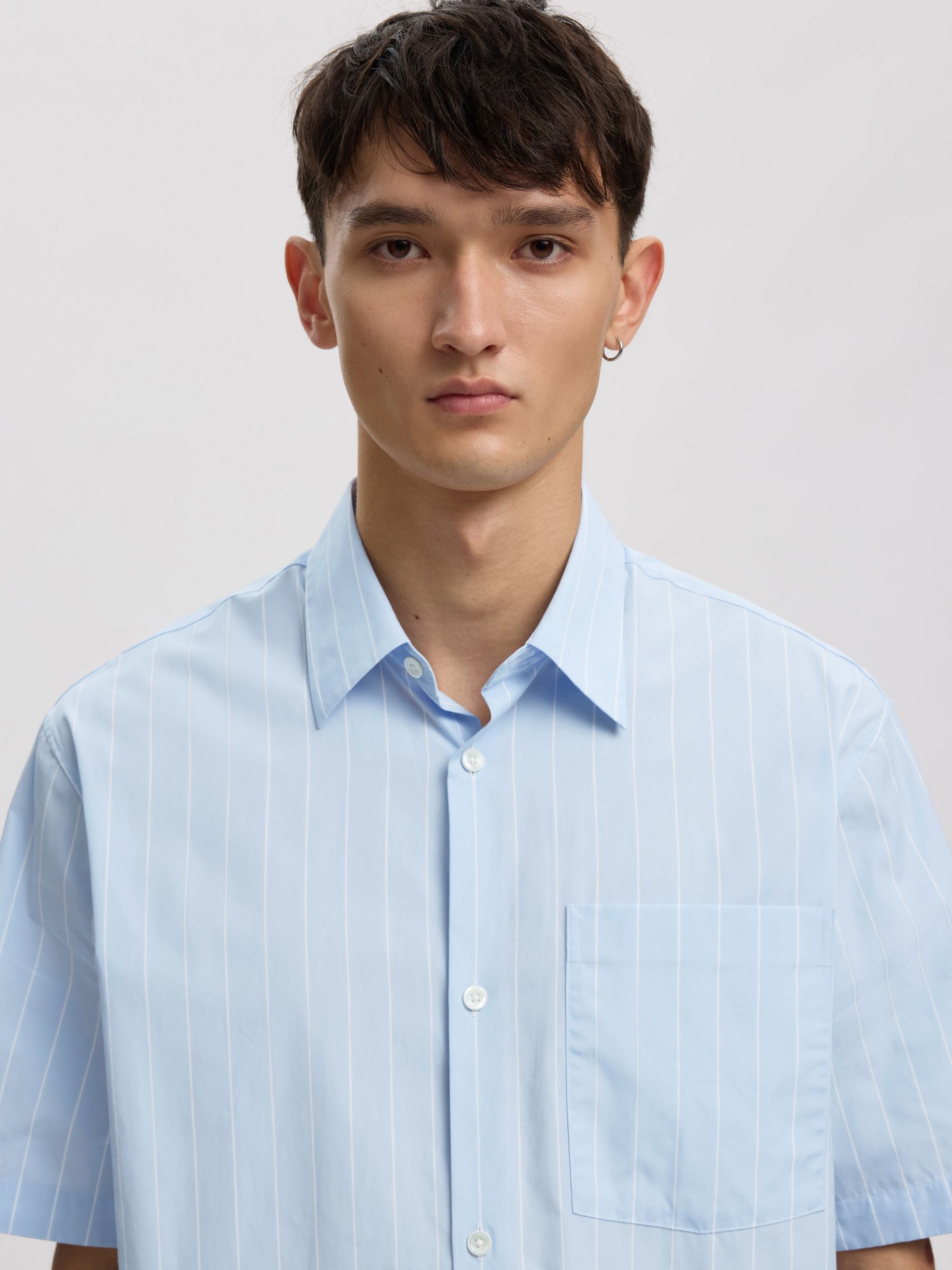 STRIPED SHORT SLEEVED SHIRT