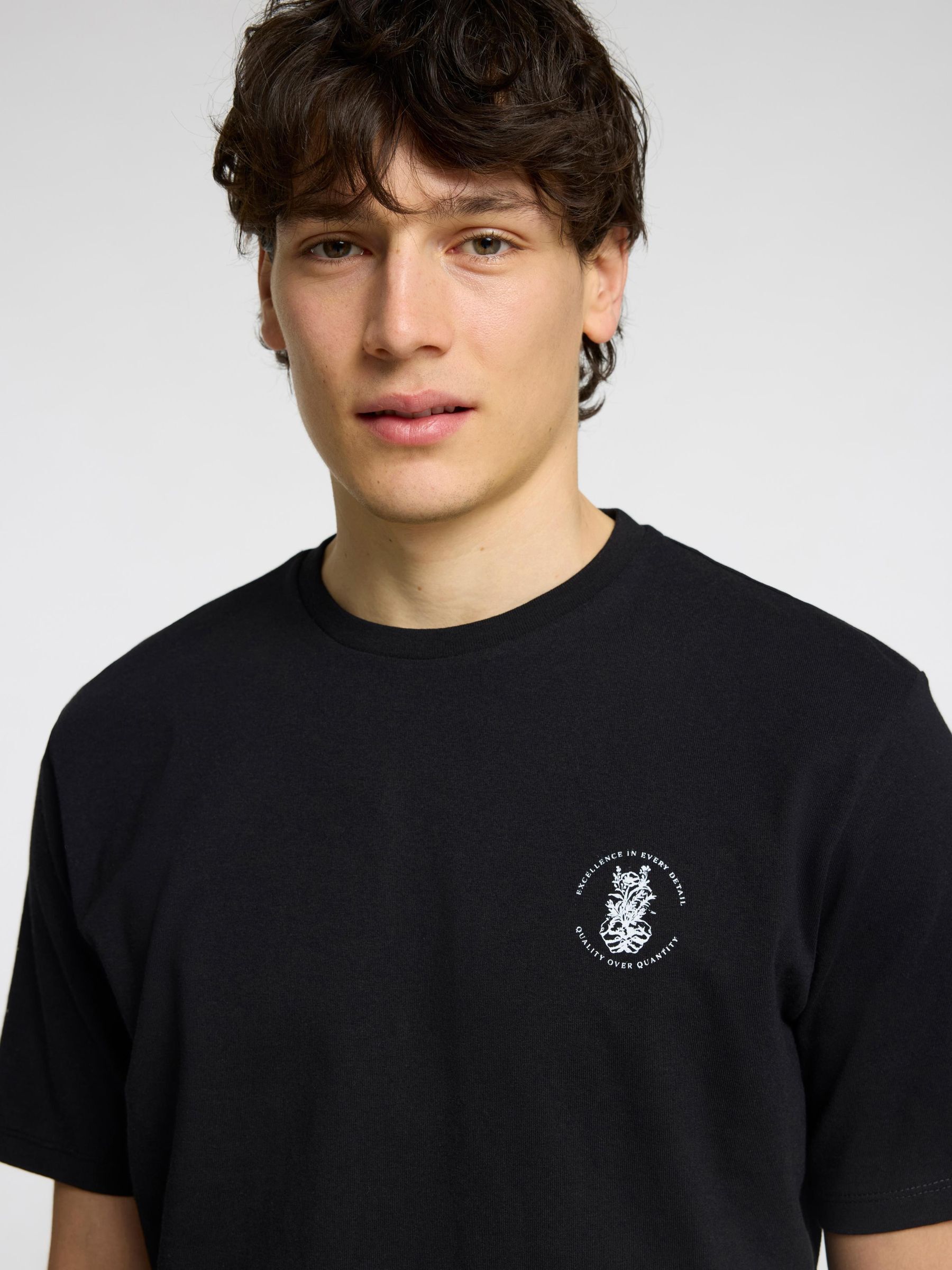 IMPRIMÉ À COUPE CLASSIQUE T-SHIRT