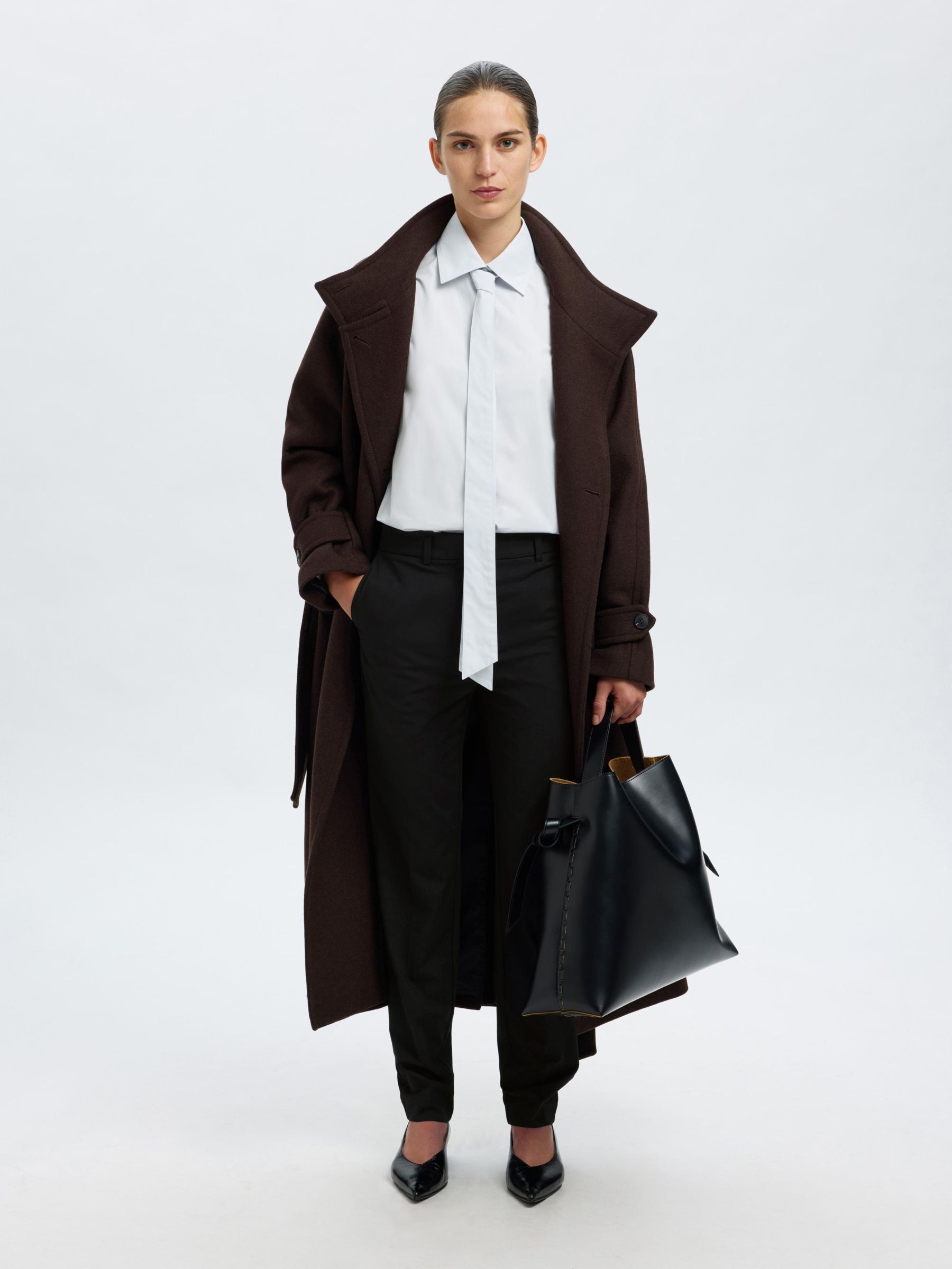 TAILORED TAPERED TROUSERS