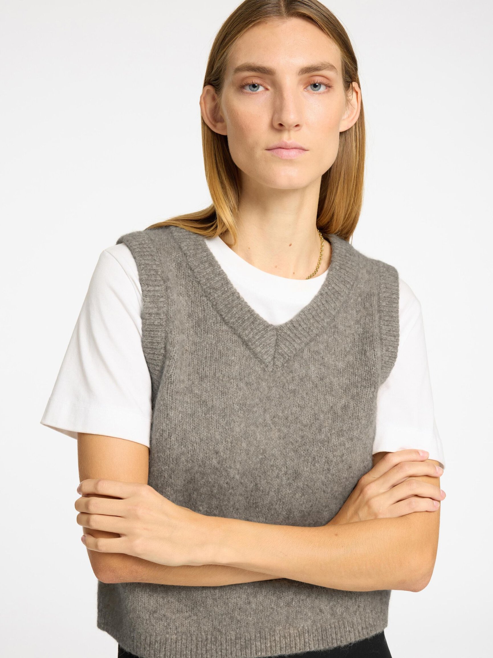 KLASSISK STRIKKET VEST