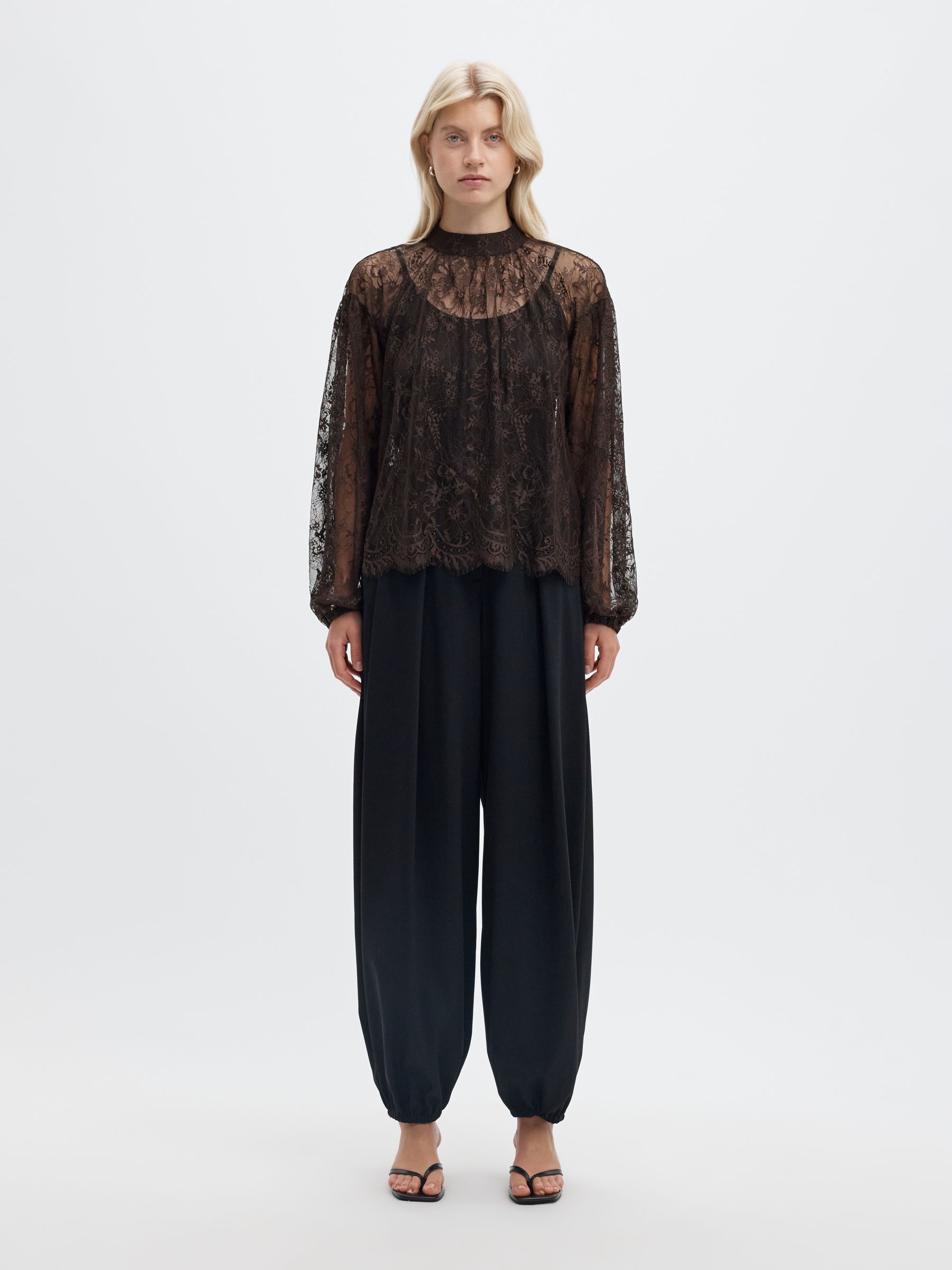 DENTELLE BLOUSE