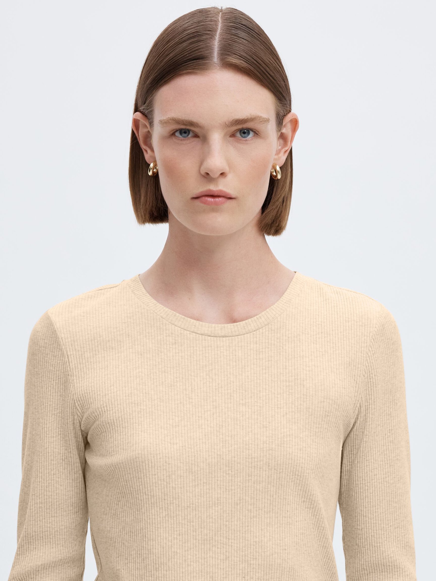 RIBBED LONG SLEEVED TOP