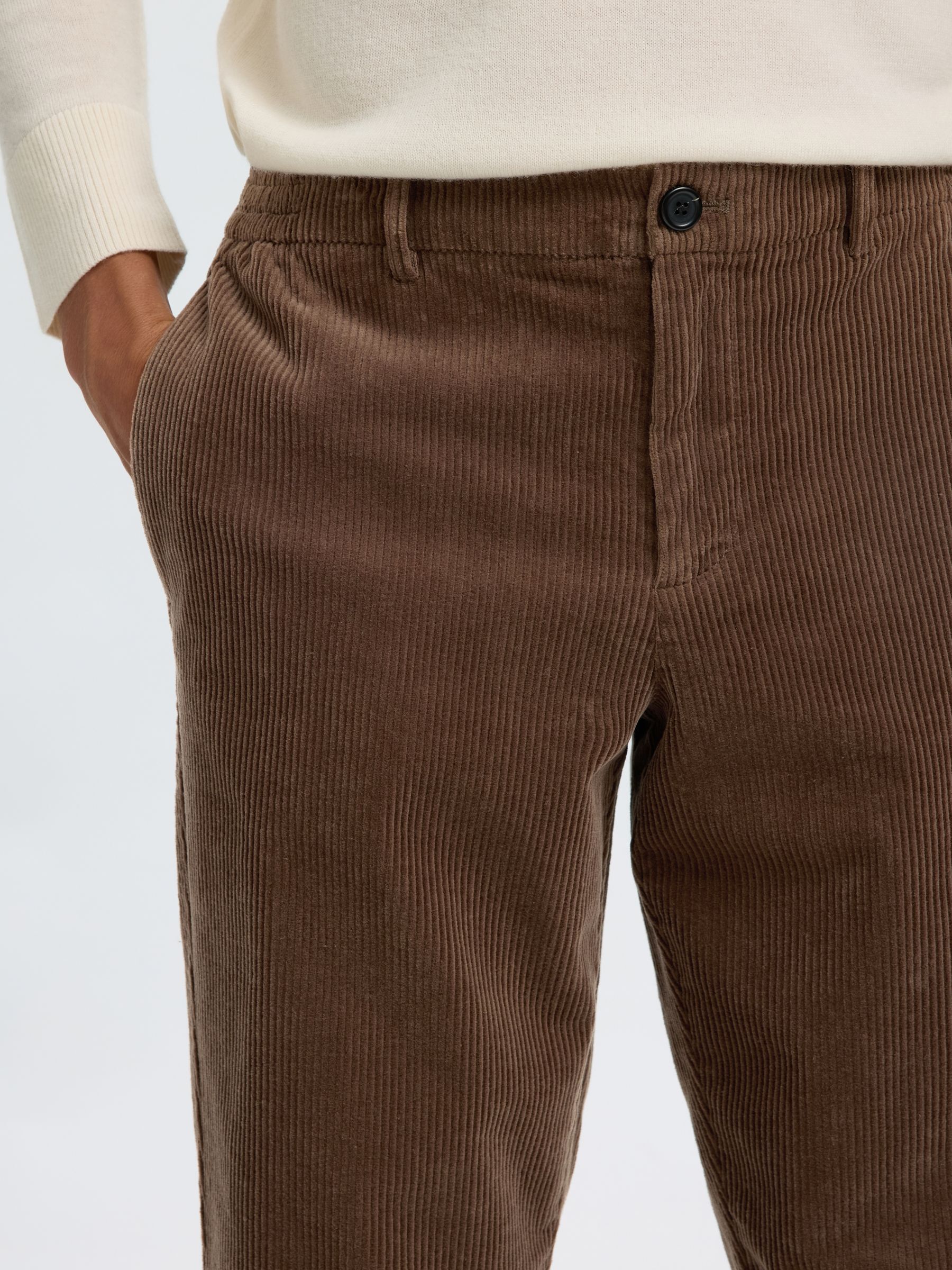 190 REGULAR TAPERED FIT JEANS