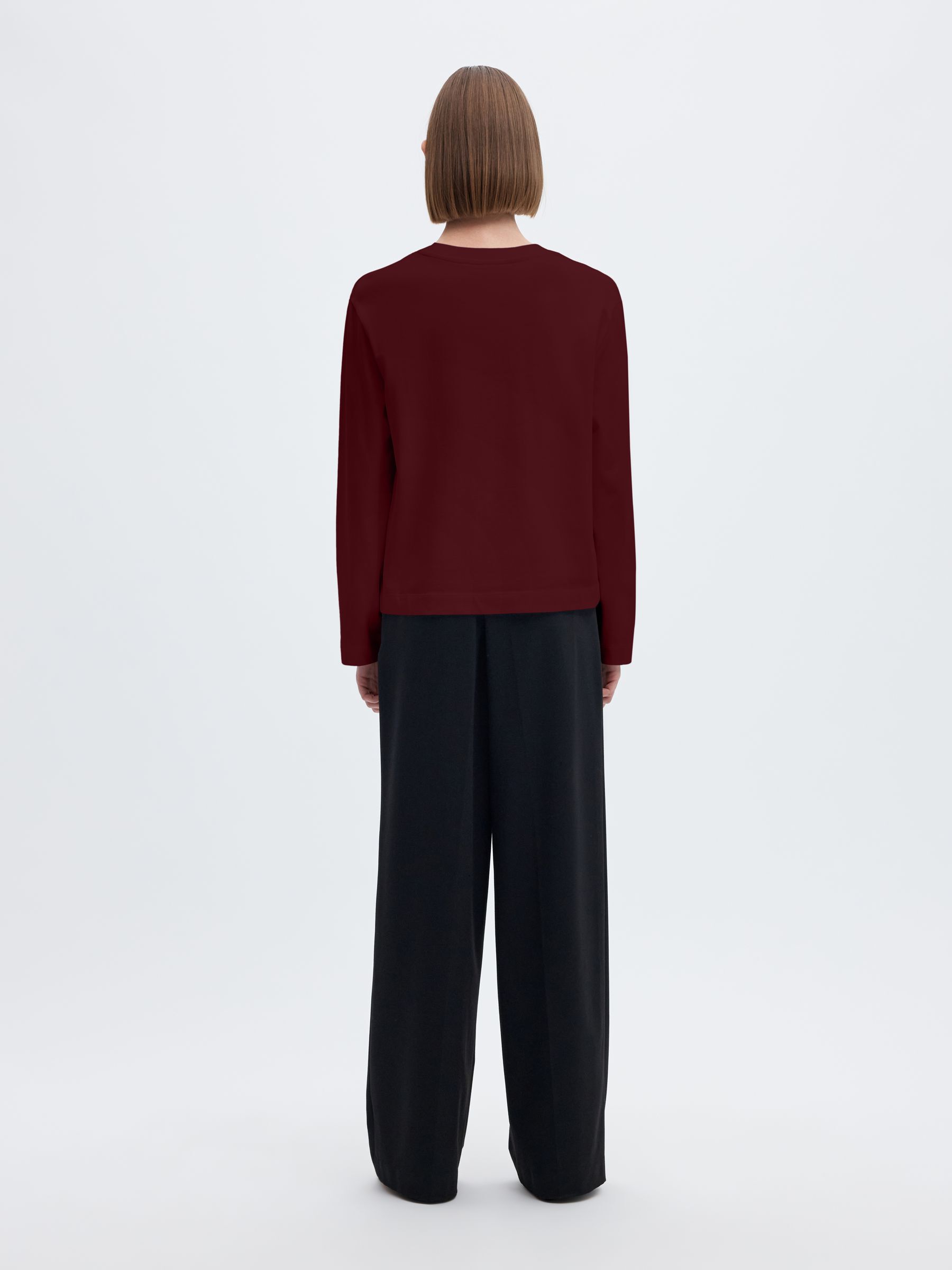 LONG-SLEEVED BOXY T-SHIRT