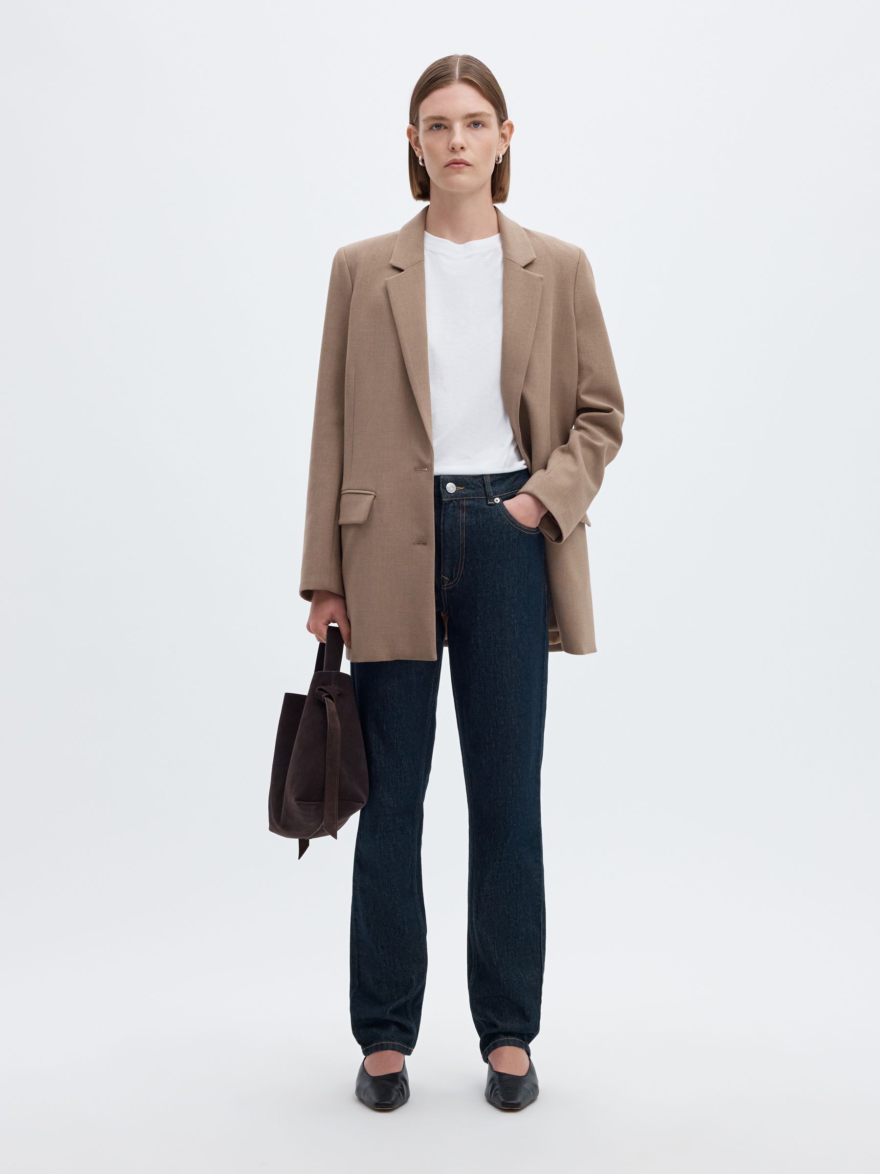 TAILLE MI-HAUTE JEAN COUPE SLIM FUSELÉE