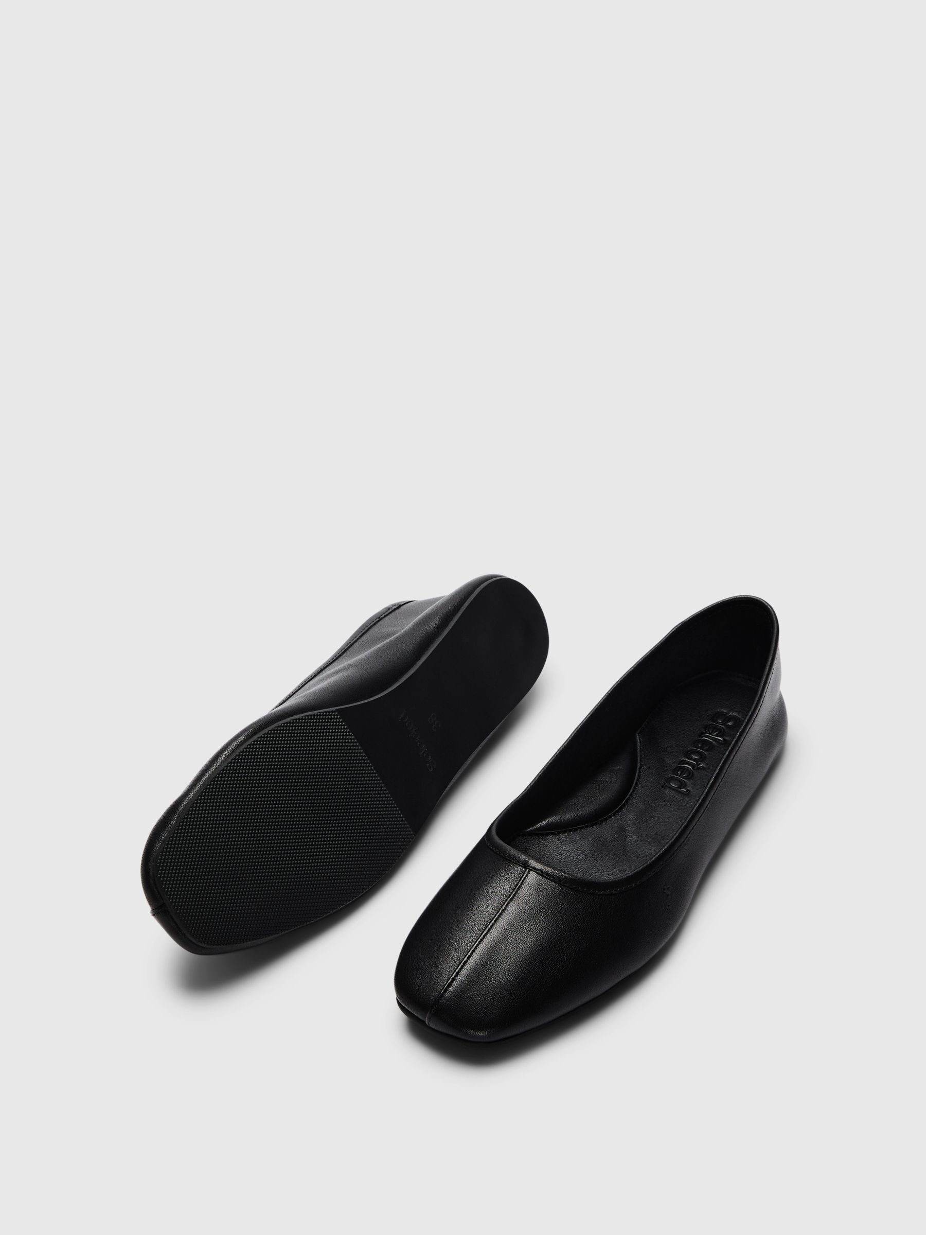 LEATHER BALLET FLATS