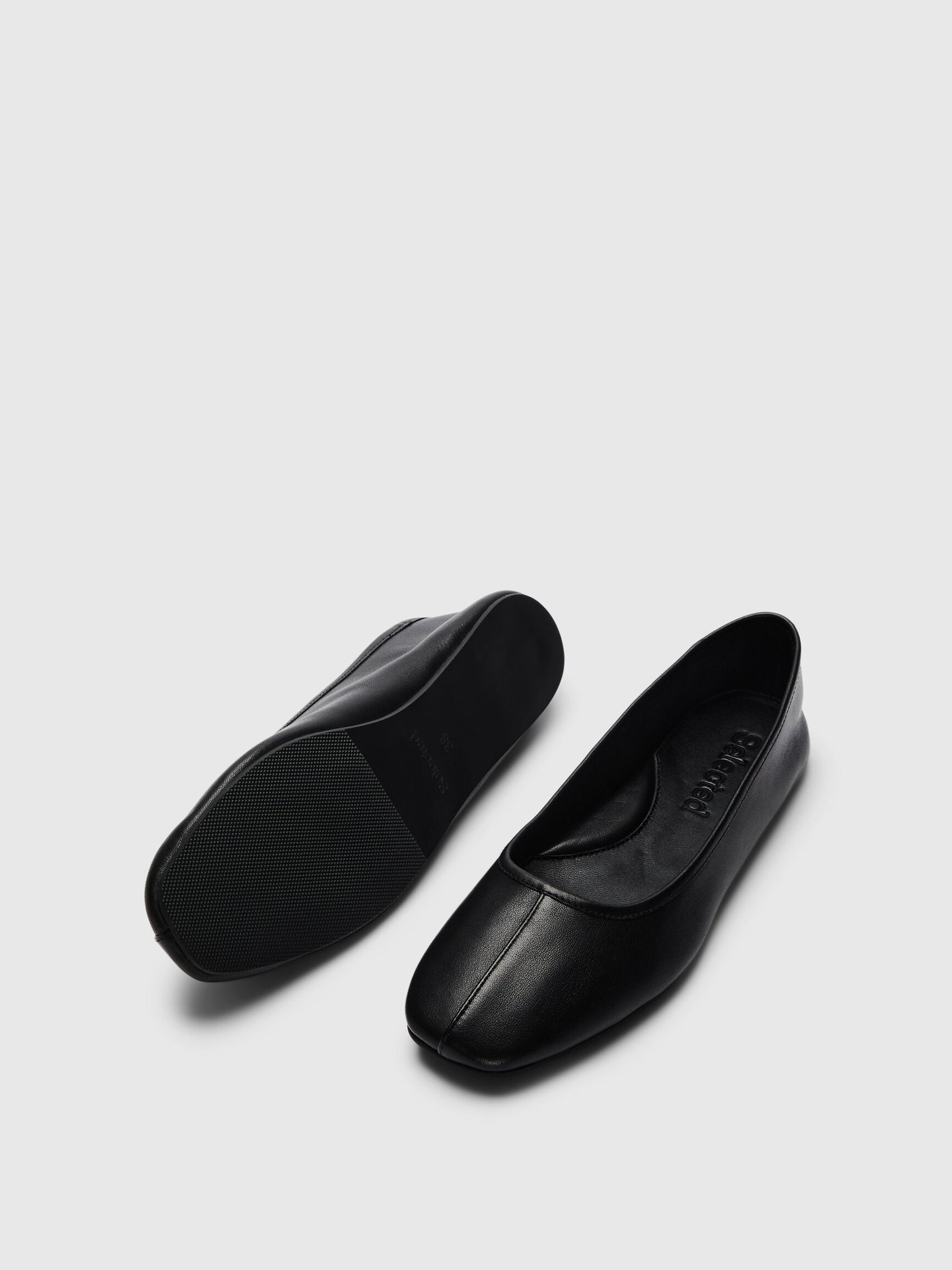 LEATHER BALLET FLATS