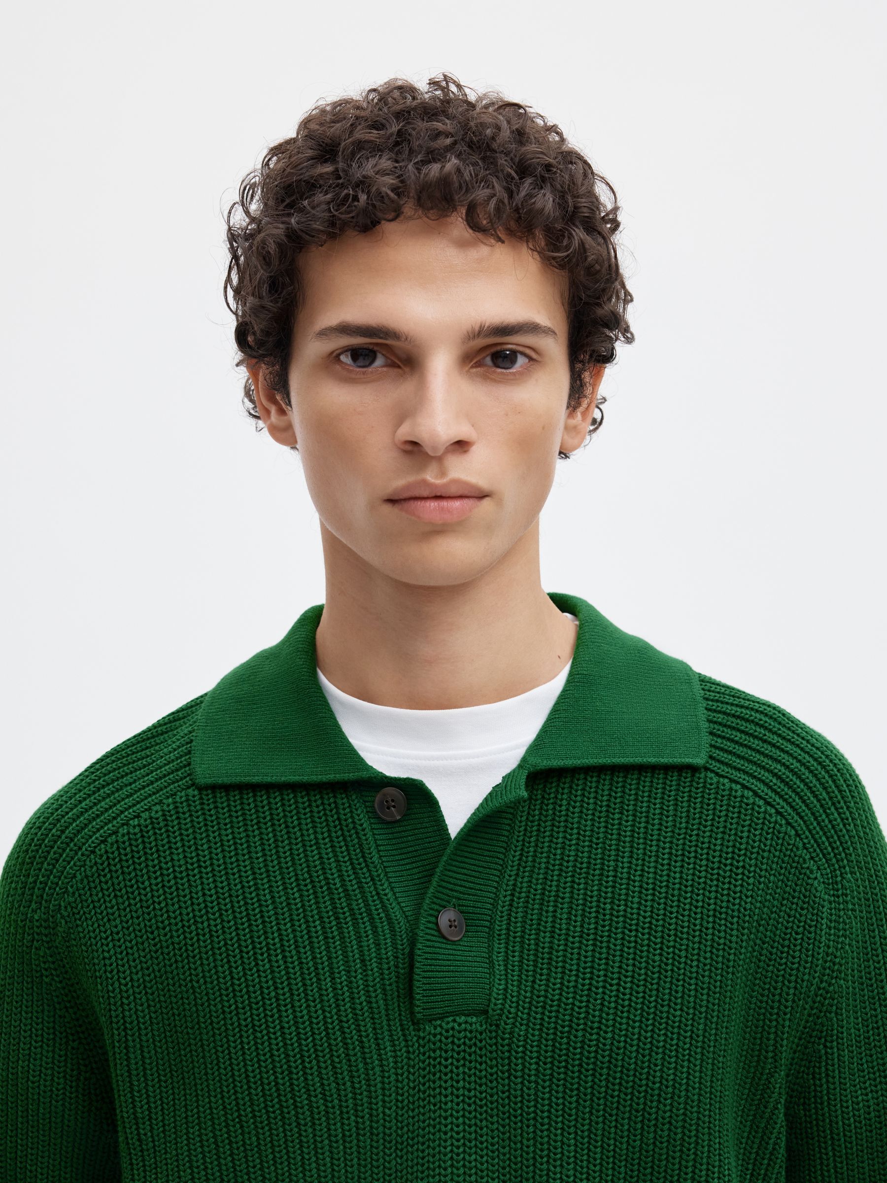 RIBBED KNITTED POLO SHIRT